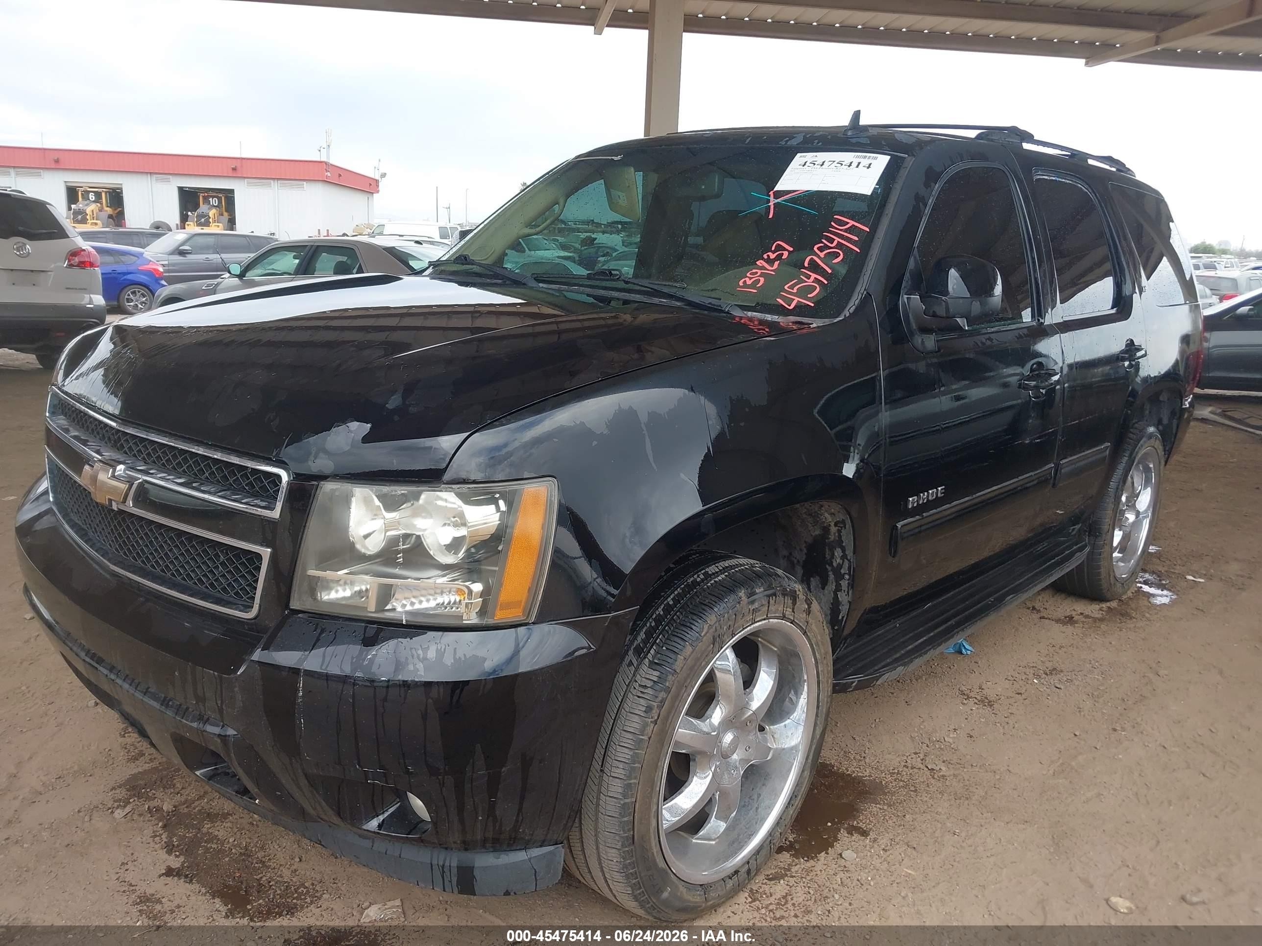 2011 Chevrolet Tahoe Lt Black vin: 1GNSCBE08BR139237