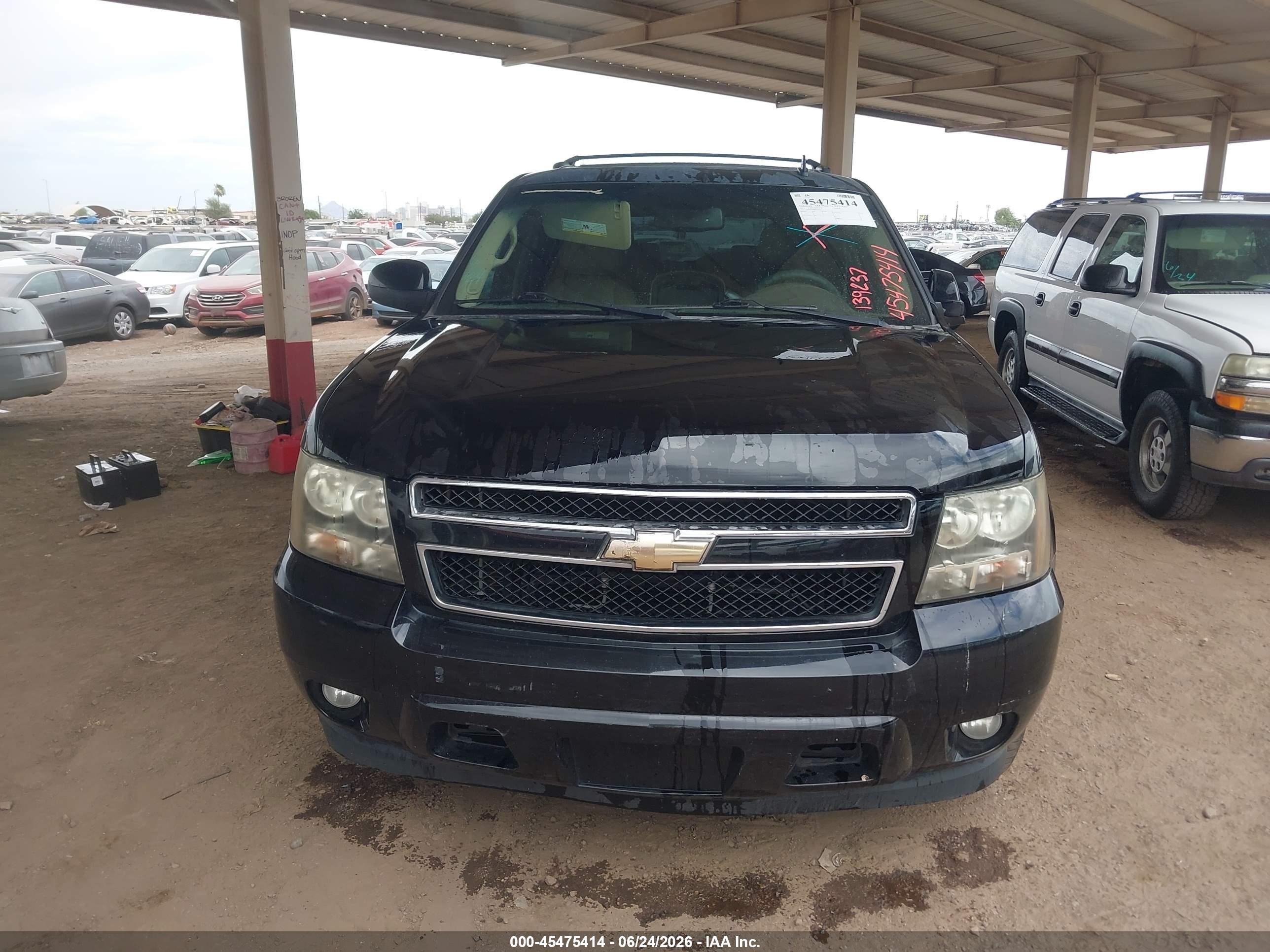 2011 Chevrolet Tahoe Lt Black vin: 1GNSCBE08BR139237
