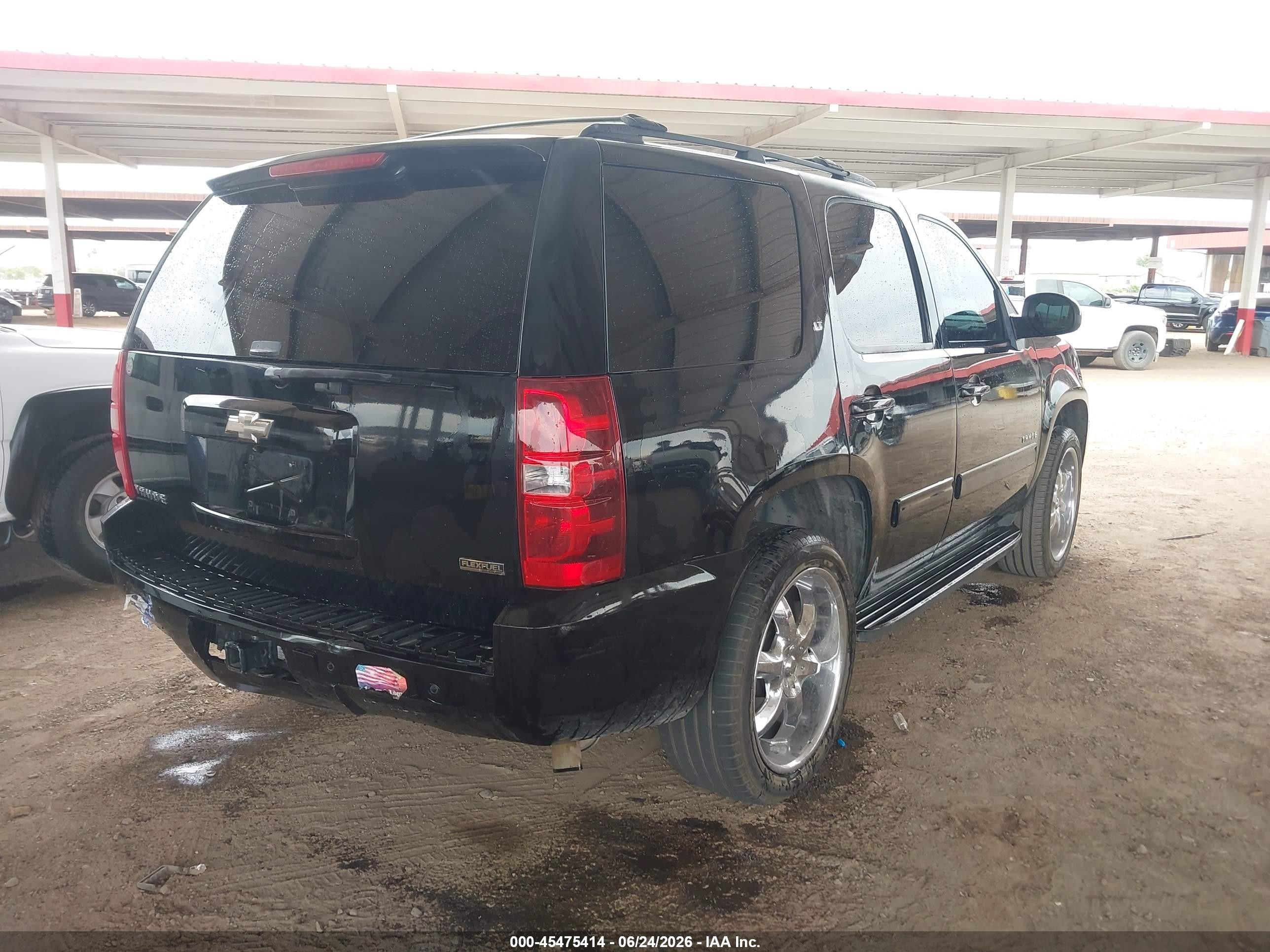 2011 Chevrolet Tahoe Lt Black vin: 1GNSCBE08BR139237