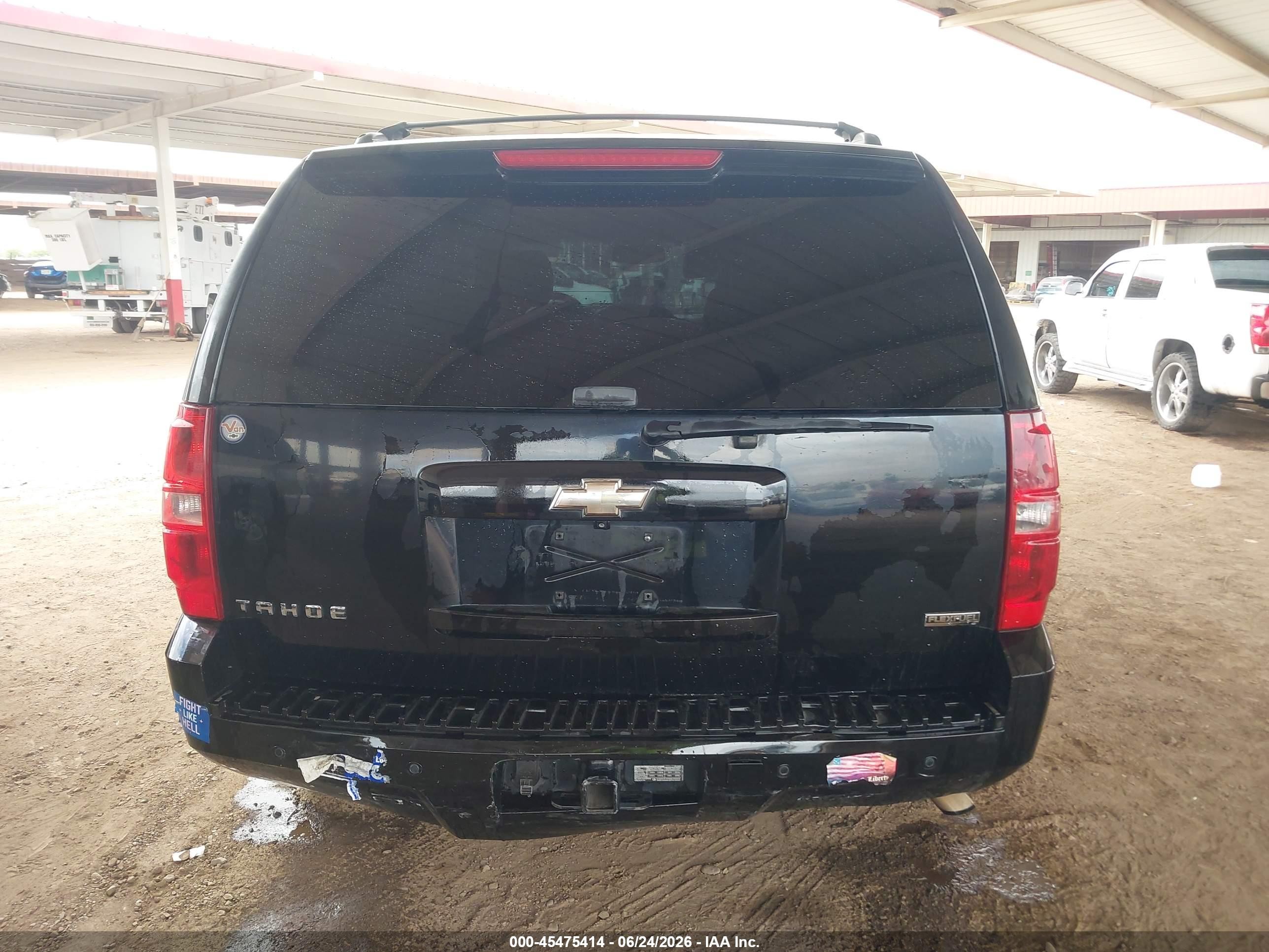 2011 Chevrolet Tahoe Lt Black vin: 1GNSCBE08BR139237