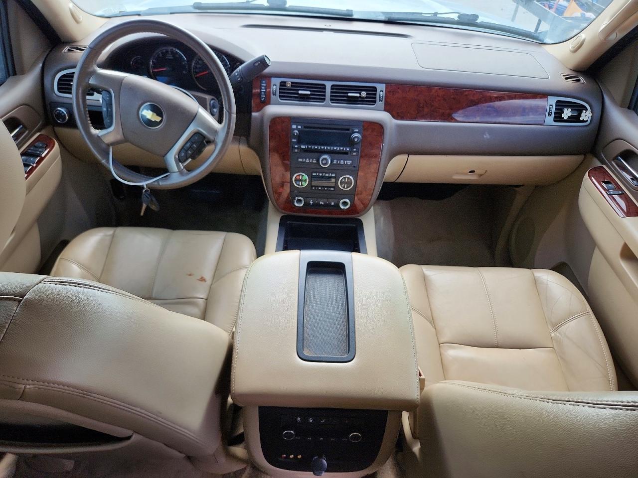 2011 Chevrolet Tahoe C1500 Lt Turquoise vin: 1GNSCBE08BR255716