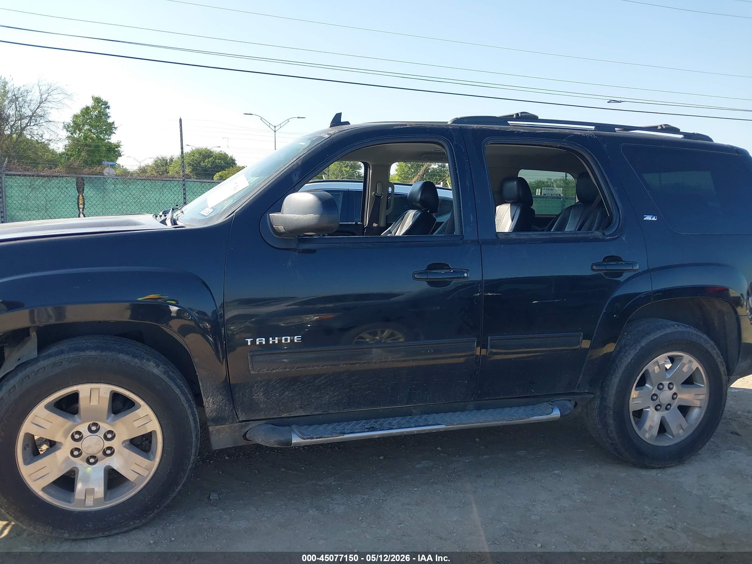 2012 Chevrolet Tahoe Lt Black vin: 1GNSCBE08CR113691