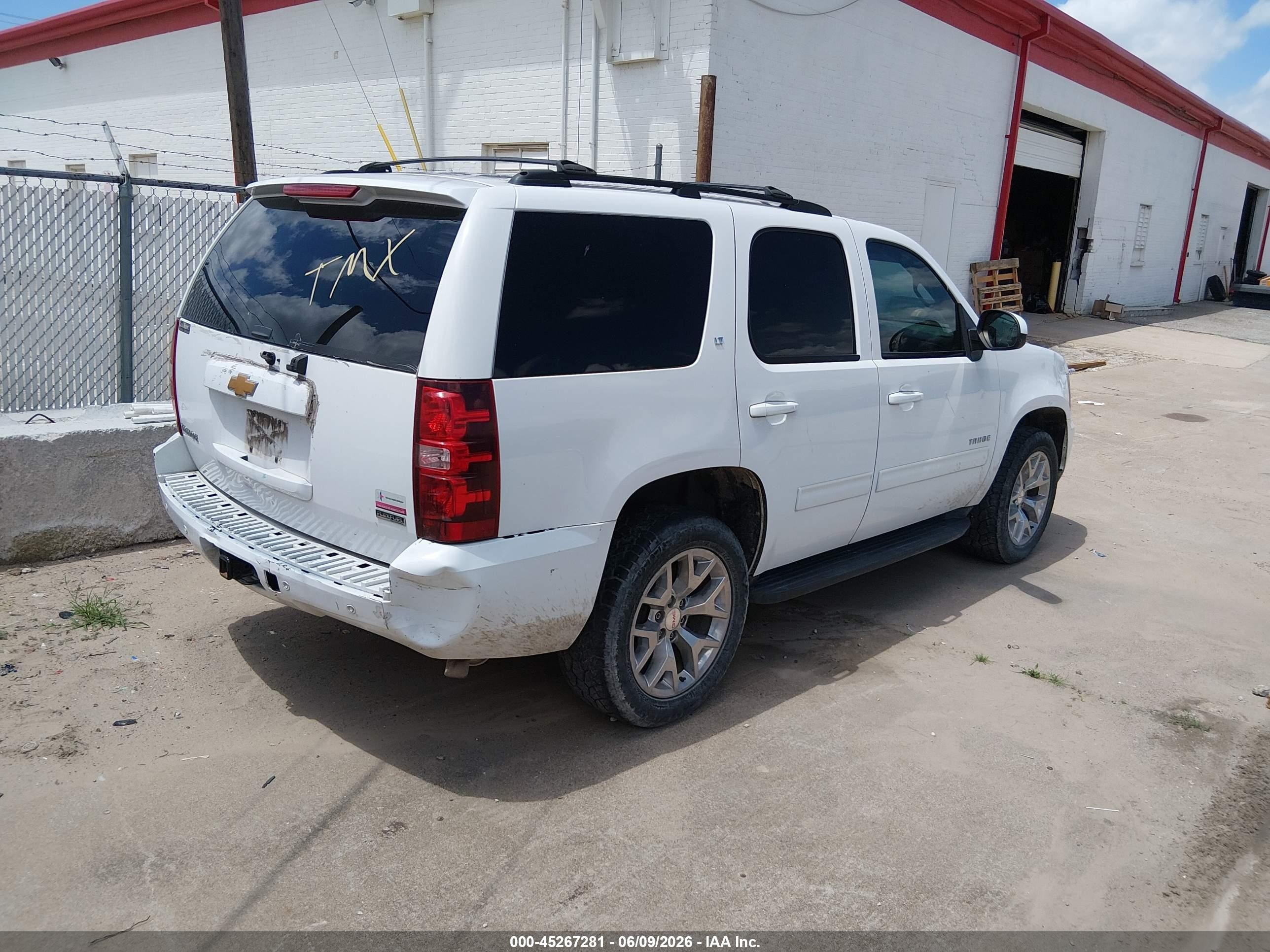 2012 Chevrolet Tahoe Lt Белый vin: 1GNSCBE08CR158937