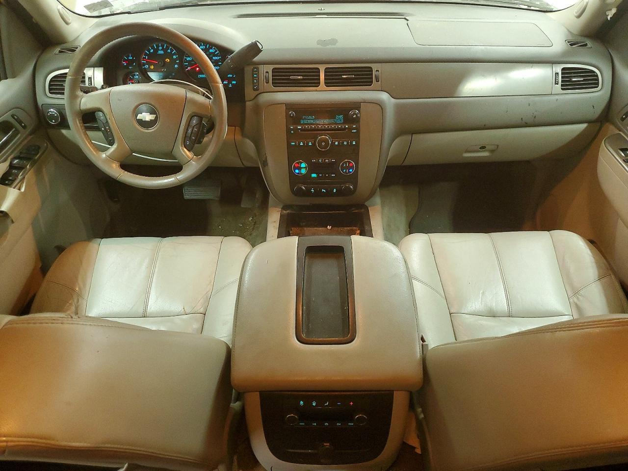 2013 Chevrolet Tahoe C1500 Lt White vin: 1GNSCBE08DR117841