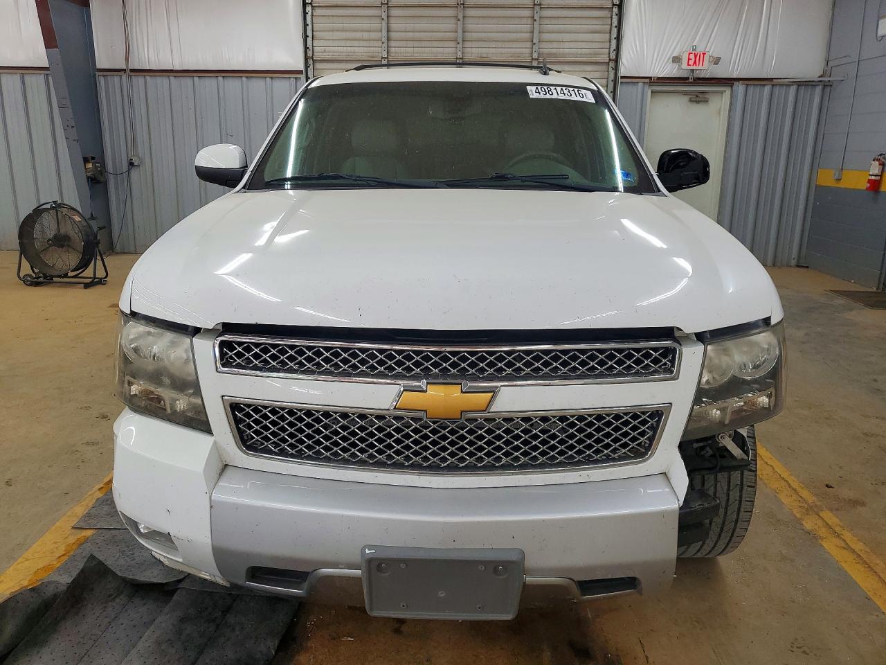 2013 Chevrolet Tahoe C1500 Lt White vin: 1GNSCBE08DR117841