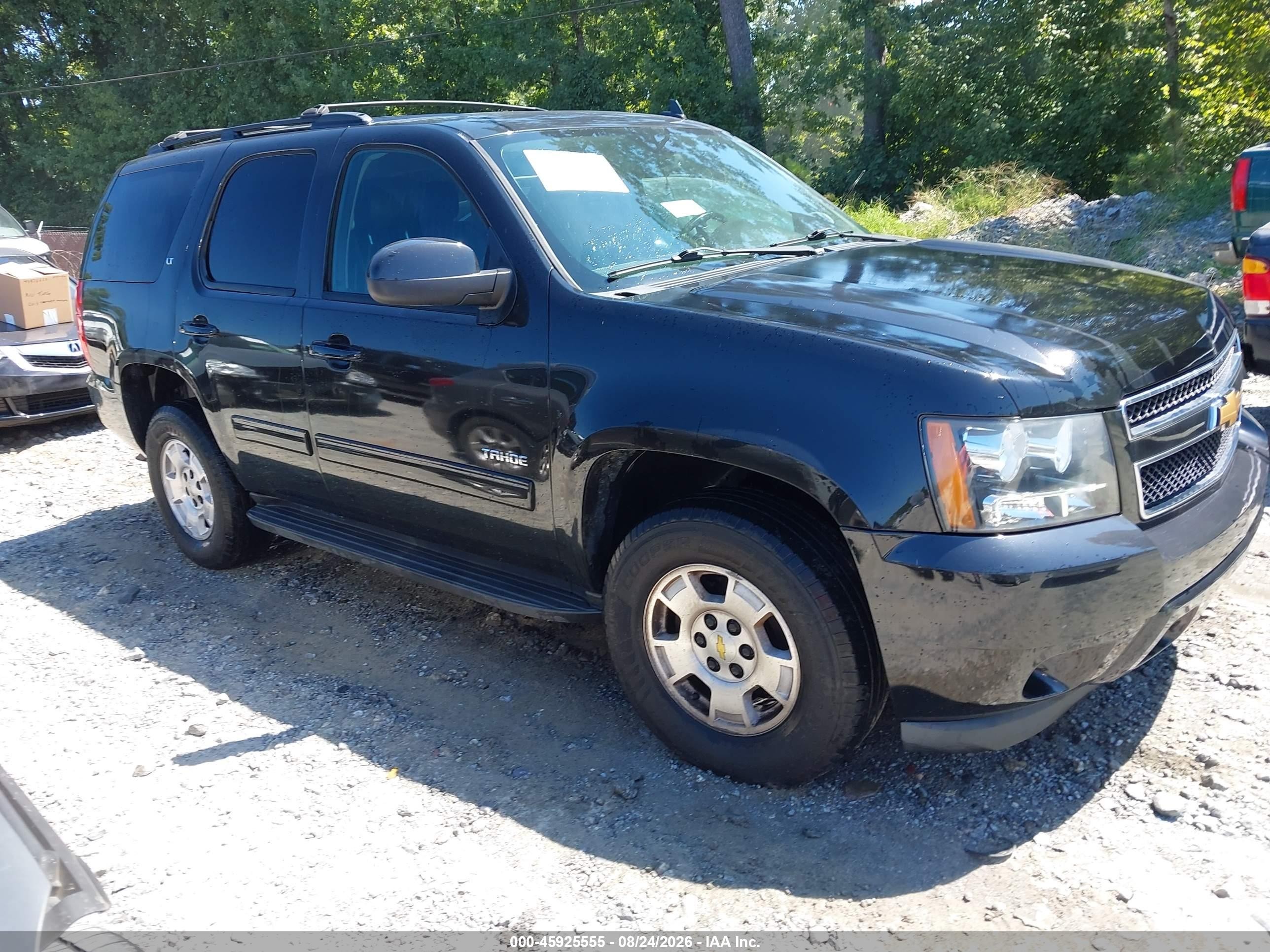 2013 Chevrolet Tahoe Lt Black vin: 1GNSCBE08DR221679