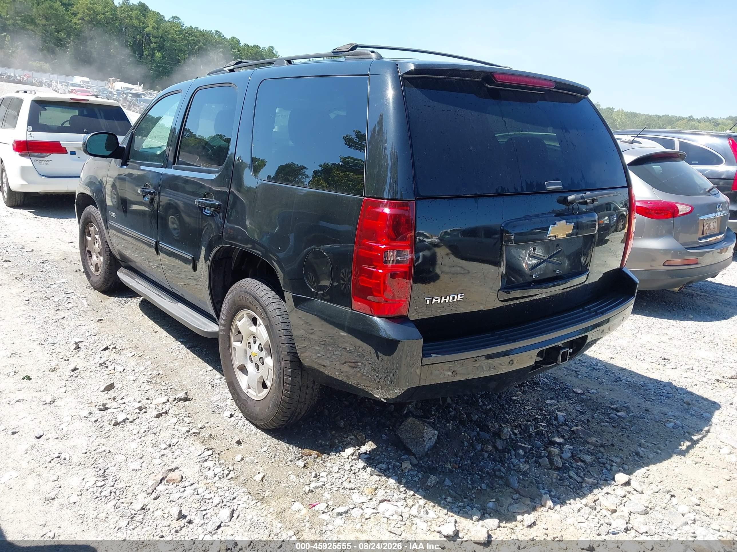 2013 Chevrolet Tahoe Lt Black vin: 1GNSCBE08DR221679