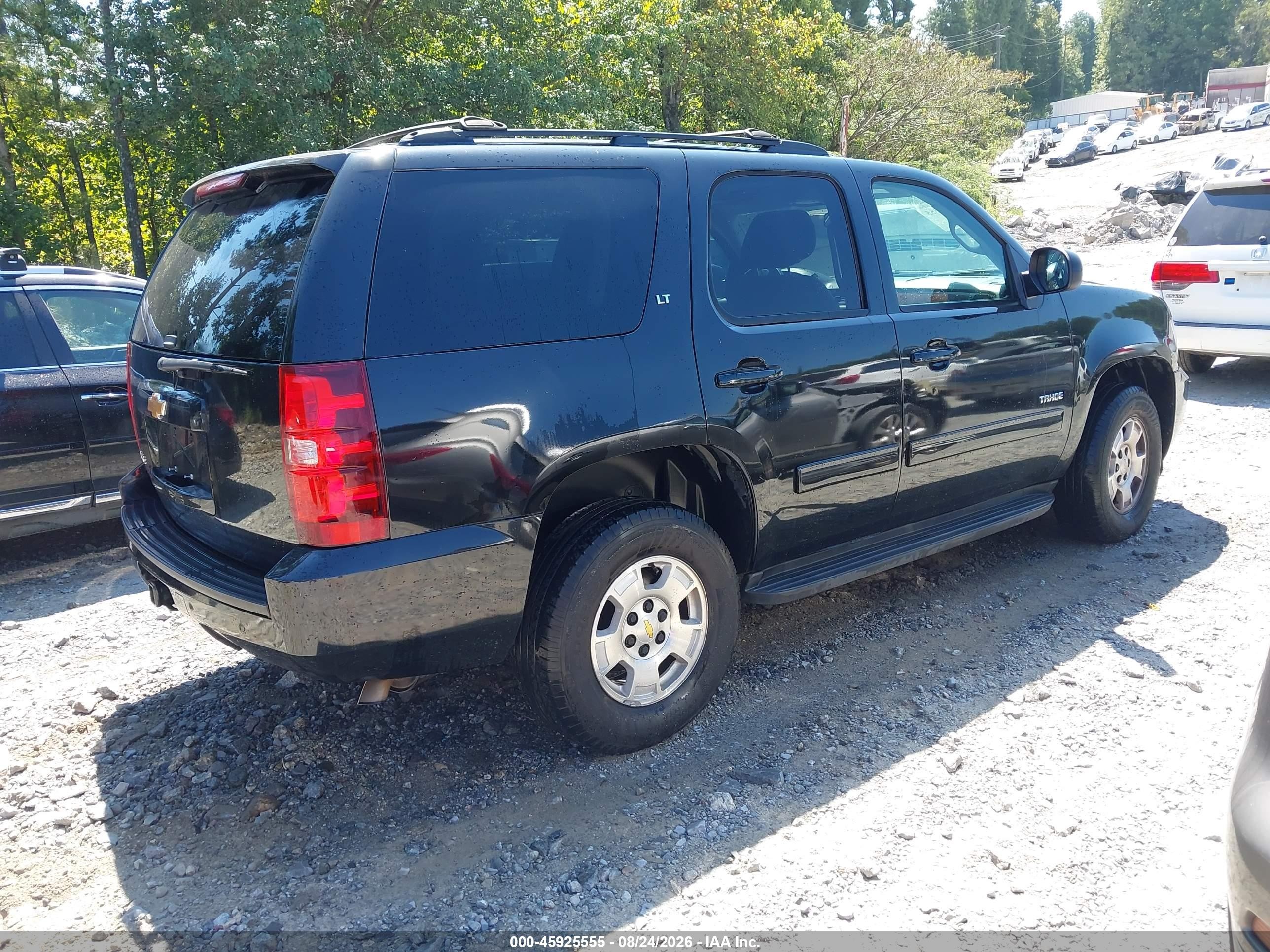 2013 Chevrolet Tahoe Lt Black vin: 1GNSCBE08DR221679