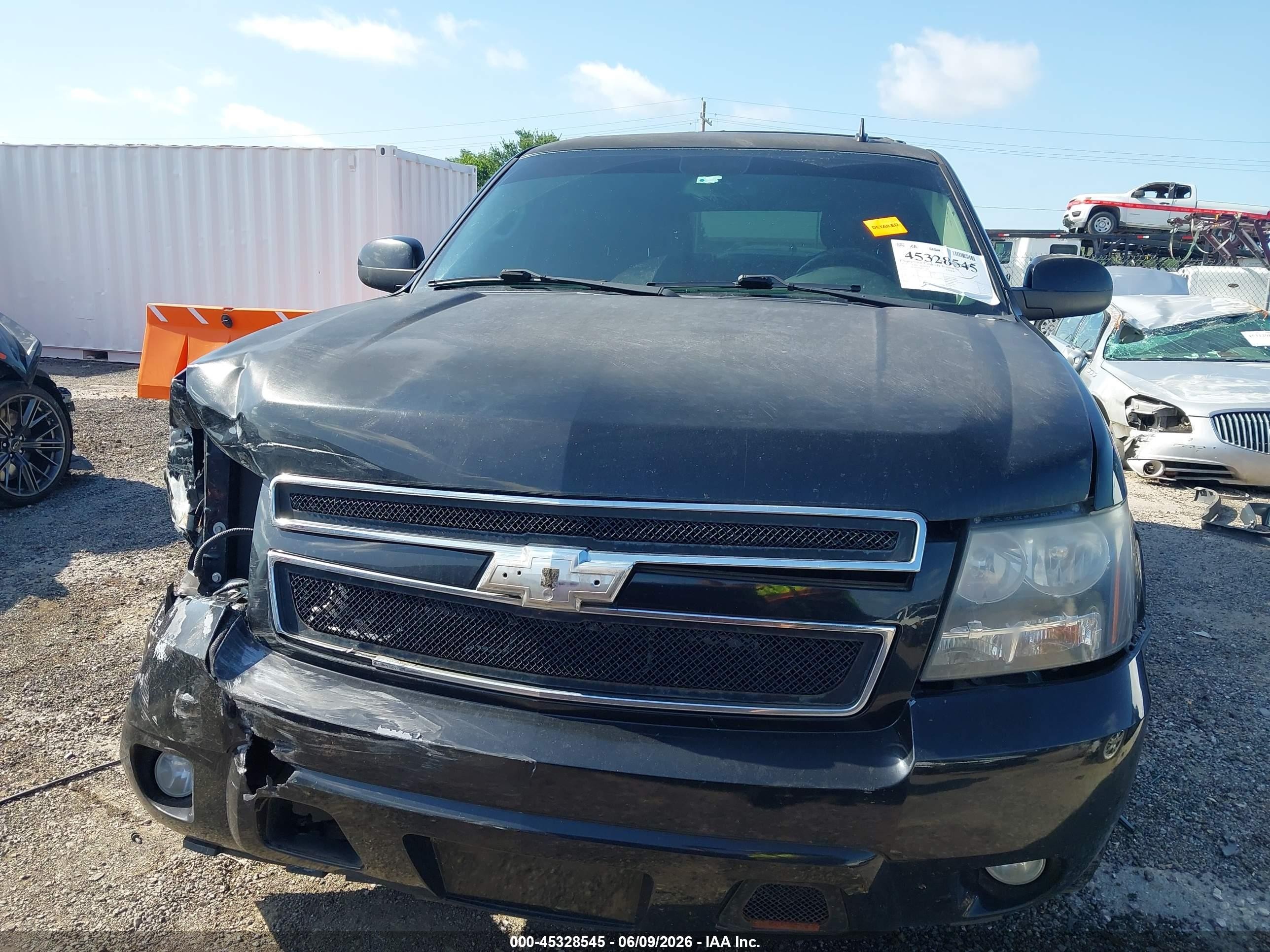 2013 Chevrolet Tahoe Lt Black vin: 1GNSCBE09DR212702