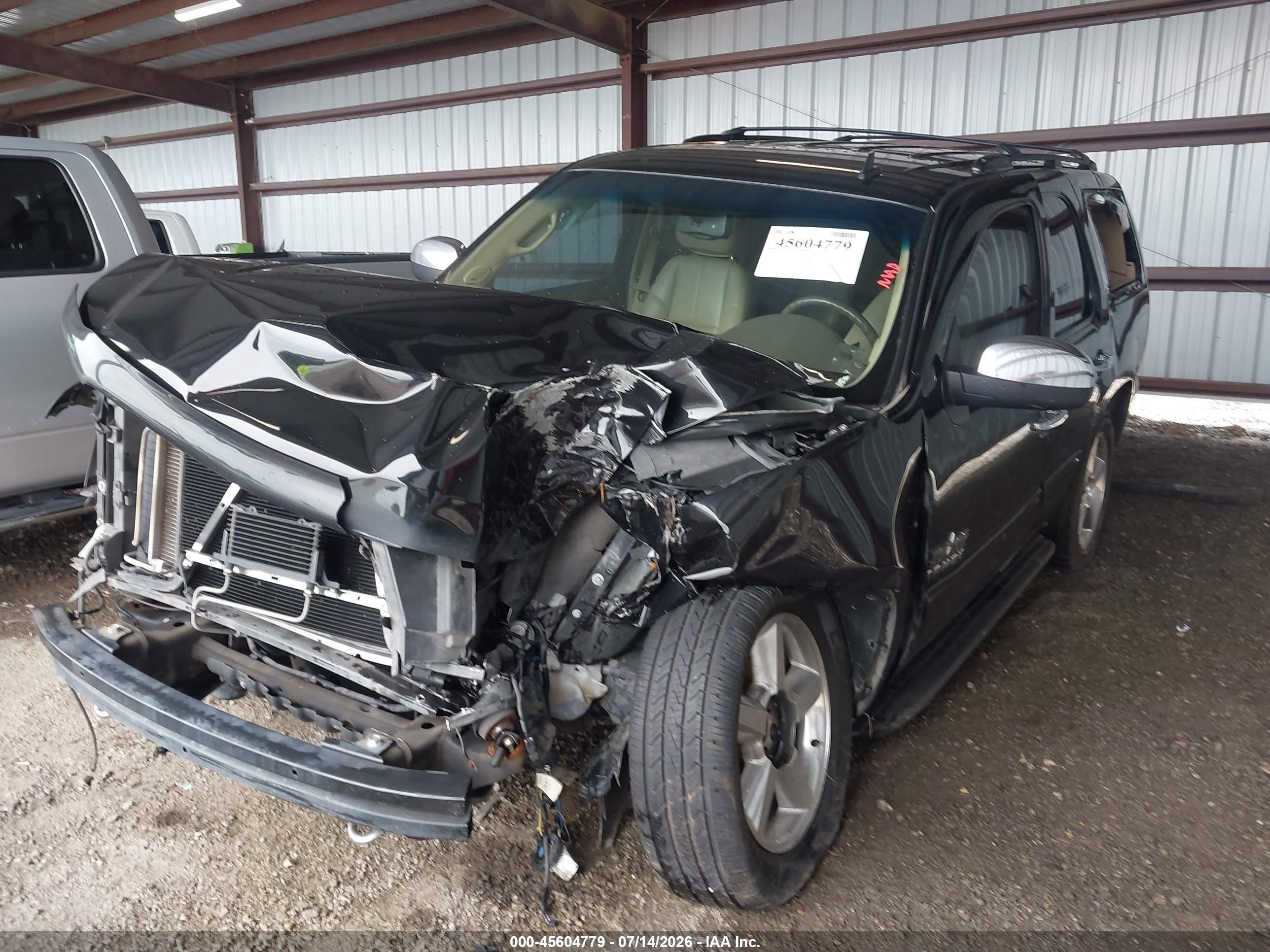 2014 Chevrolet Tahoe Lt Black vin: 1GNSCBE09ER147528