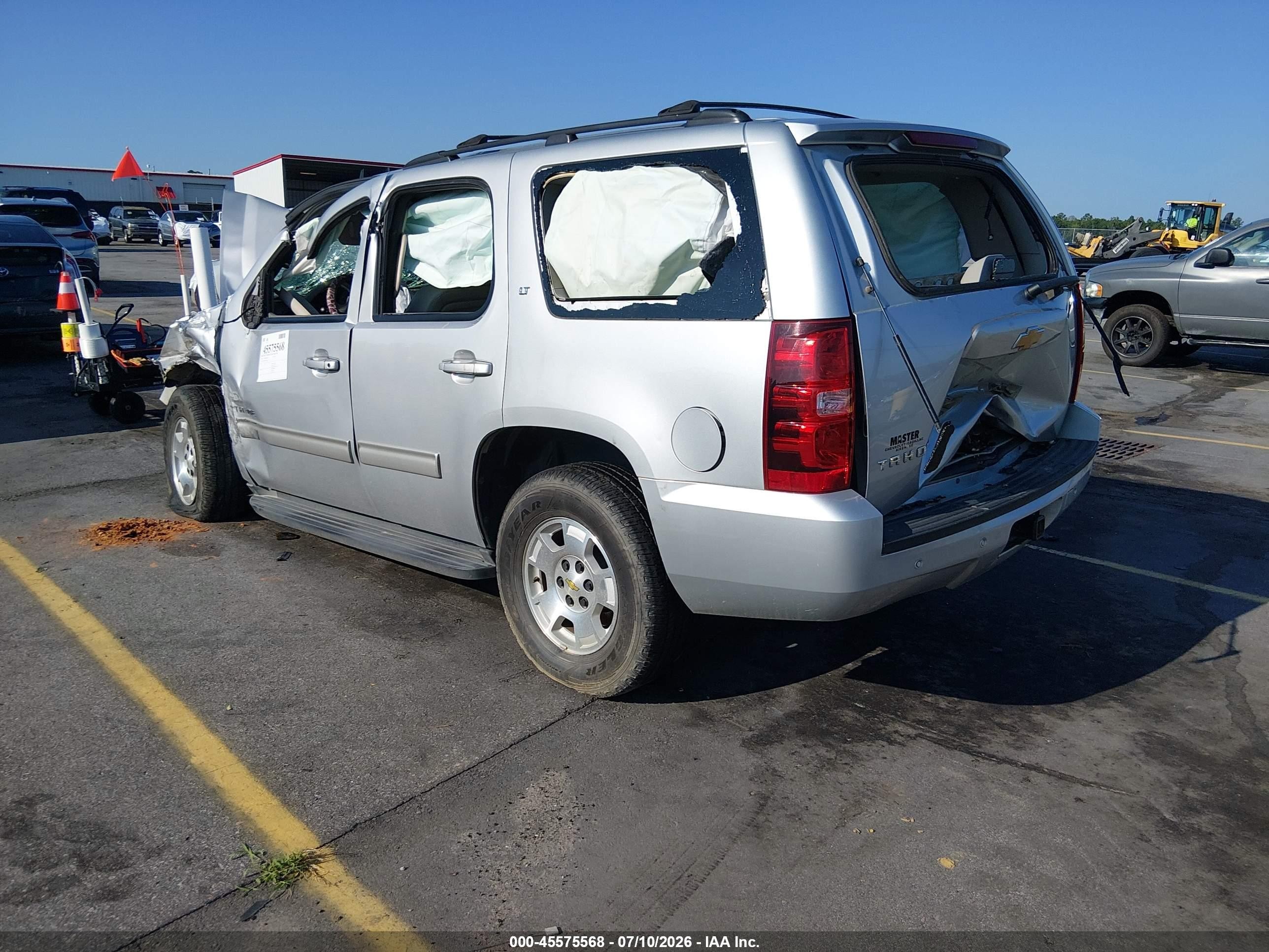 2014 Chevrolet Tahoe Lt Серебряный vin: 1GNSCBE09ER189696
