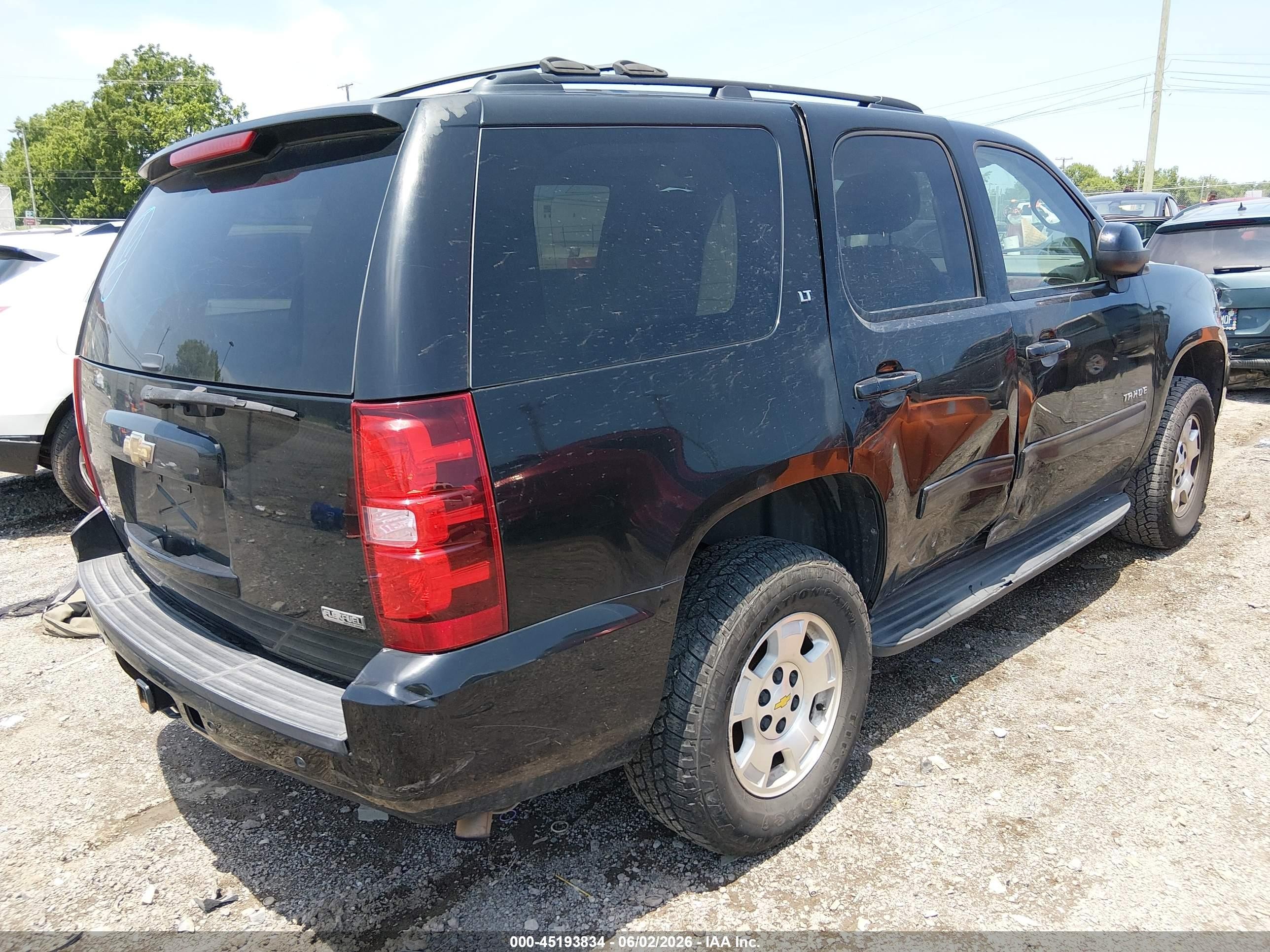 2011 Chevrolet Tahoe Lt Black vin: 1GNSCBE0XBR188682
