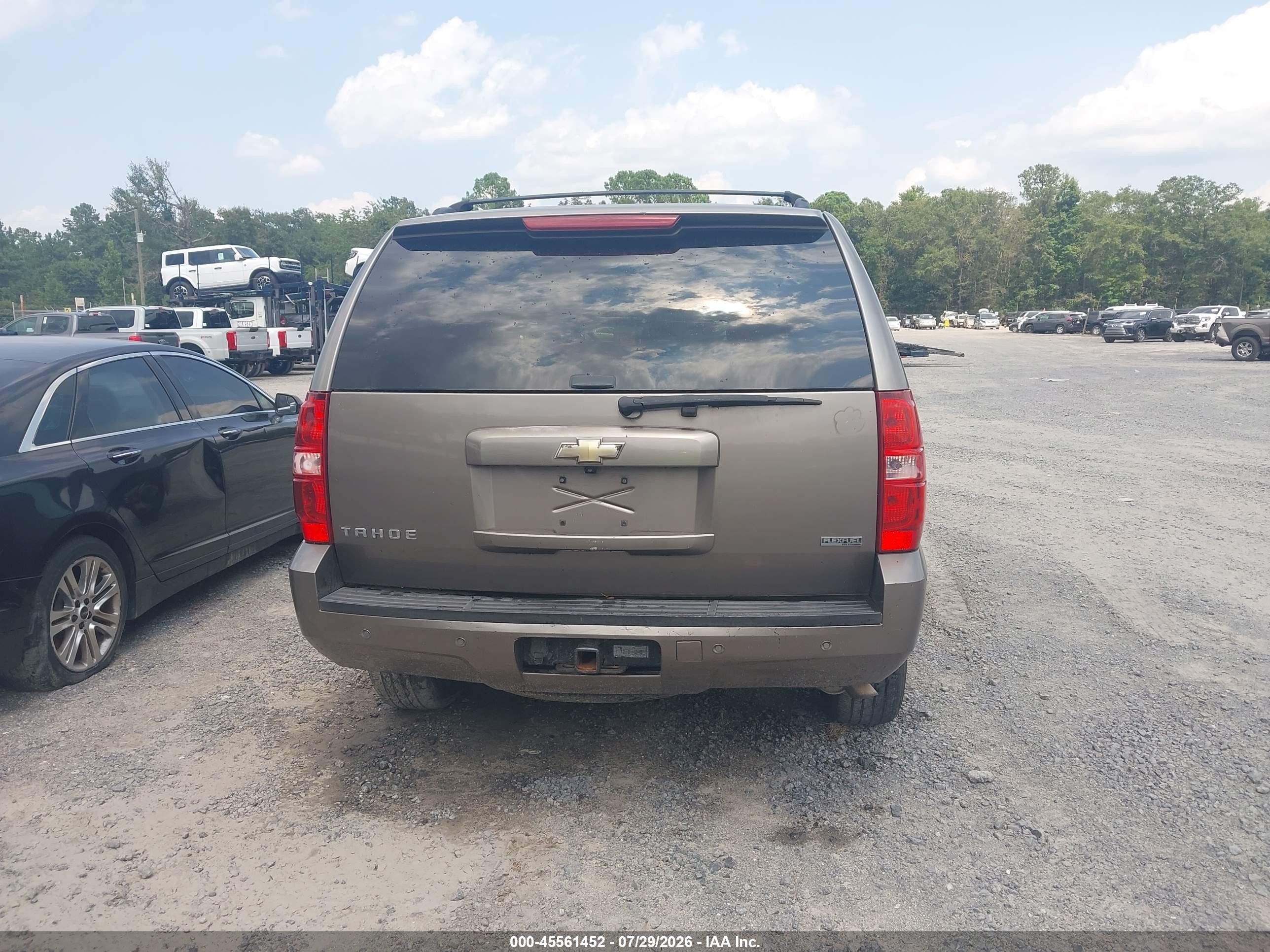 2011 Chevrolet Tahoe Lt Brown vin: 1GNSCBE0XBR239873