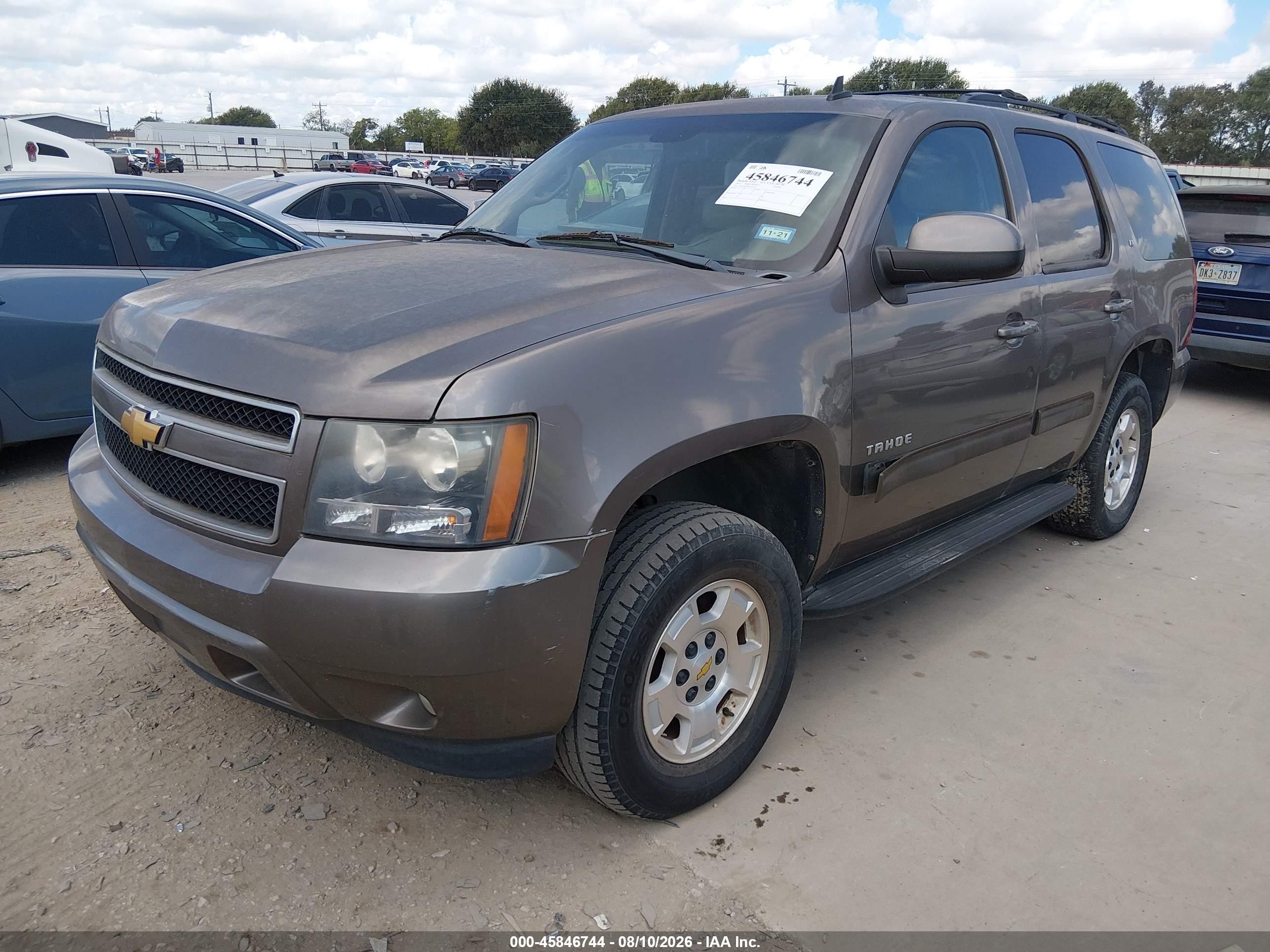 2012 Chevrolet Tahoe Lt Beige vin: 1GNSCBE0XCR231757