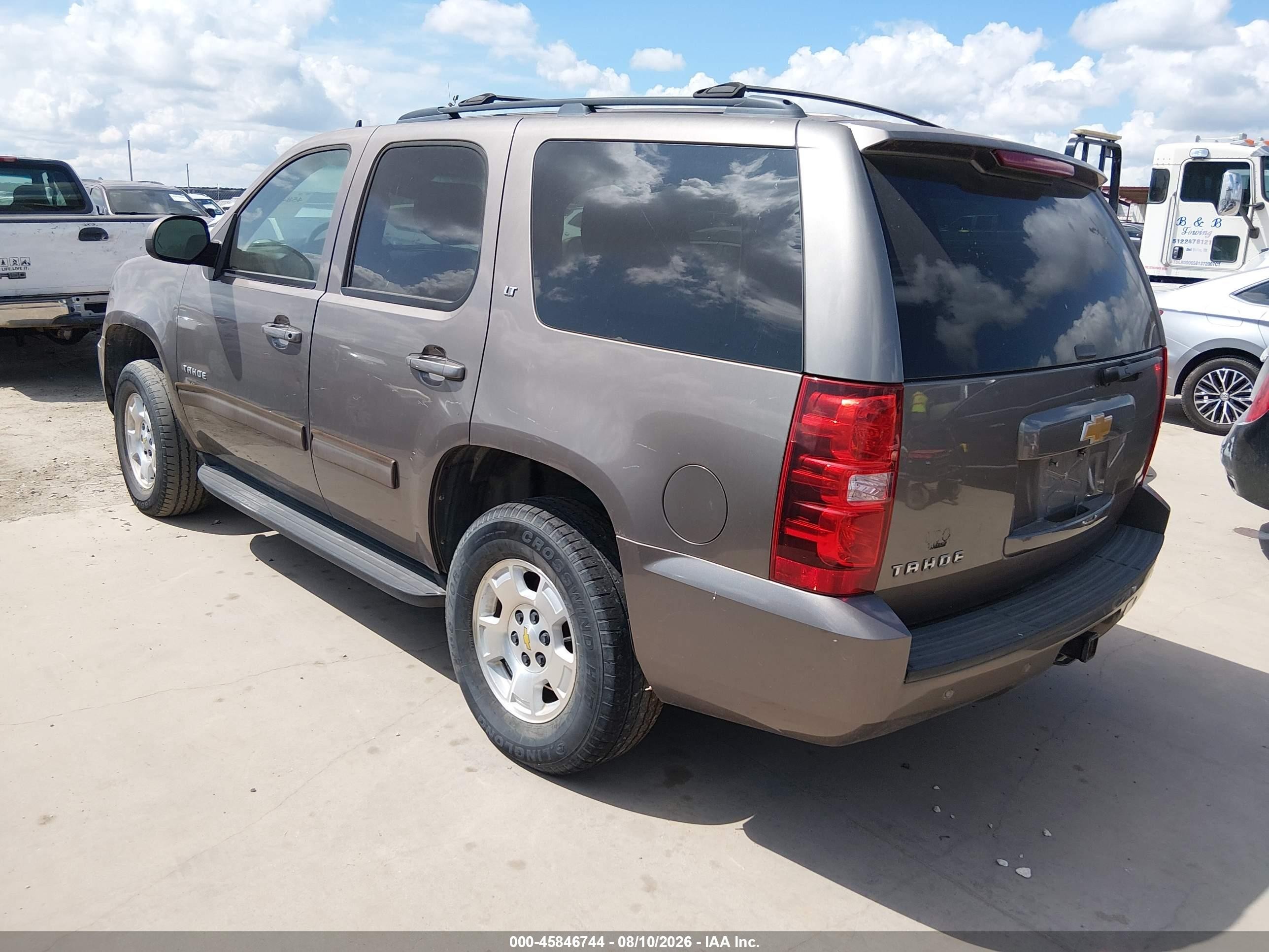 2012 Chevrolet Tahoe Lt Beige vin: 1GNSCBE0XCR231757