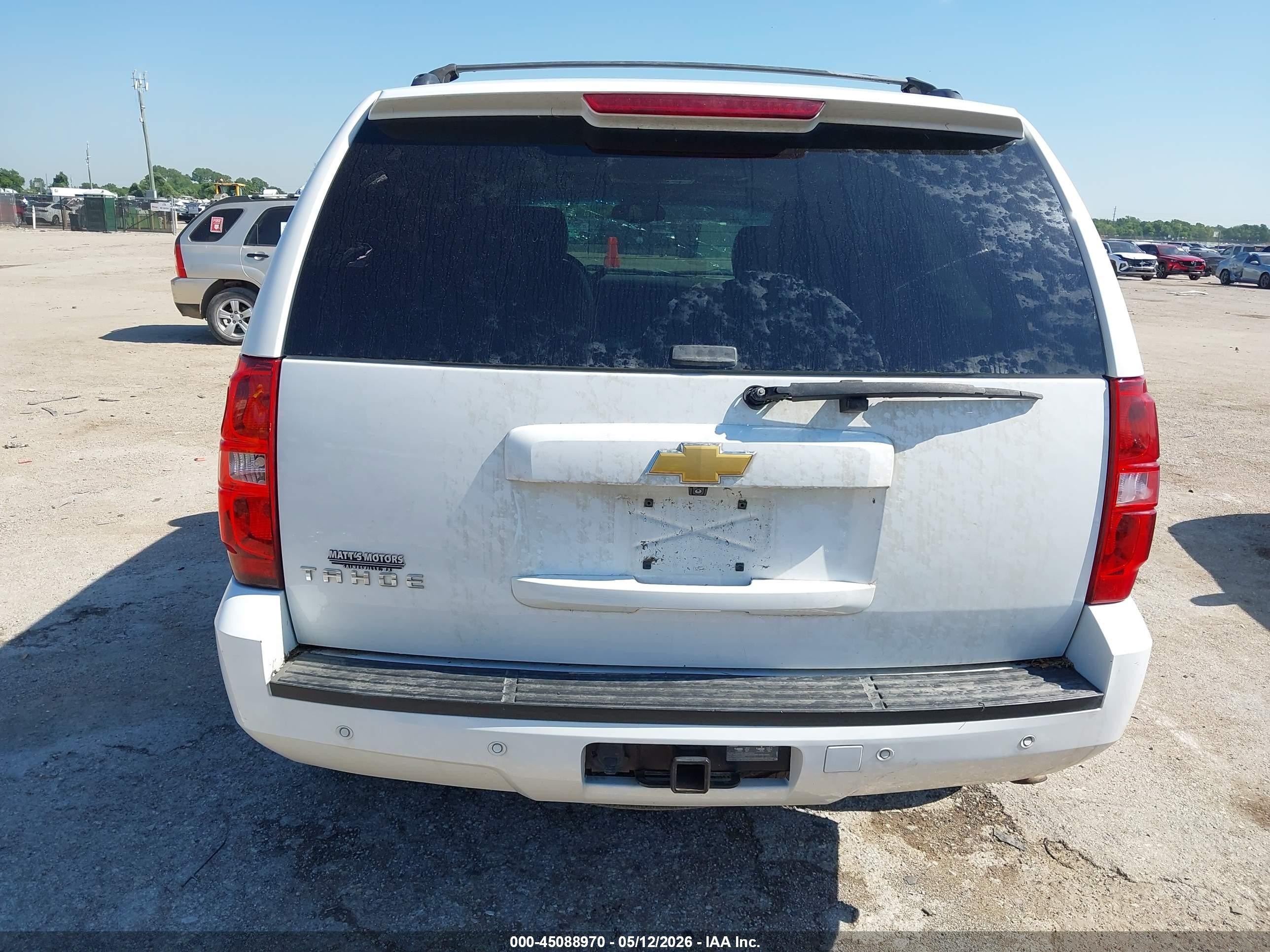 2013 Chevrolet Tahoe Lt White vin: 1GNSCBE0XDR322366
