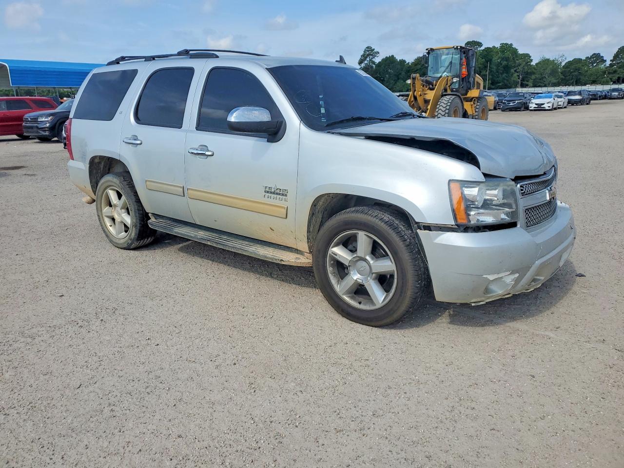 2013 Chevrolet Tahoe C1500 Lt Silver vin: 1GNSCBE0XDR339717