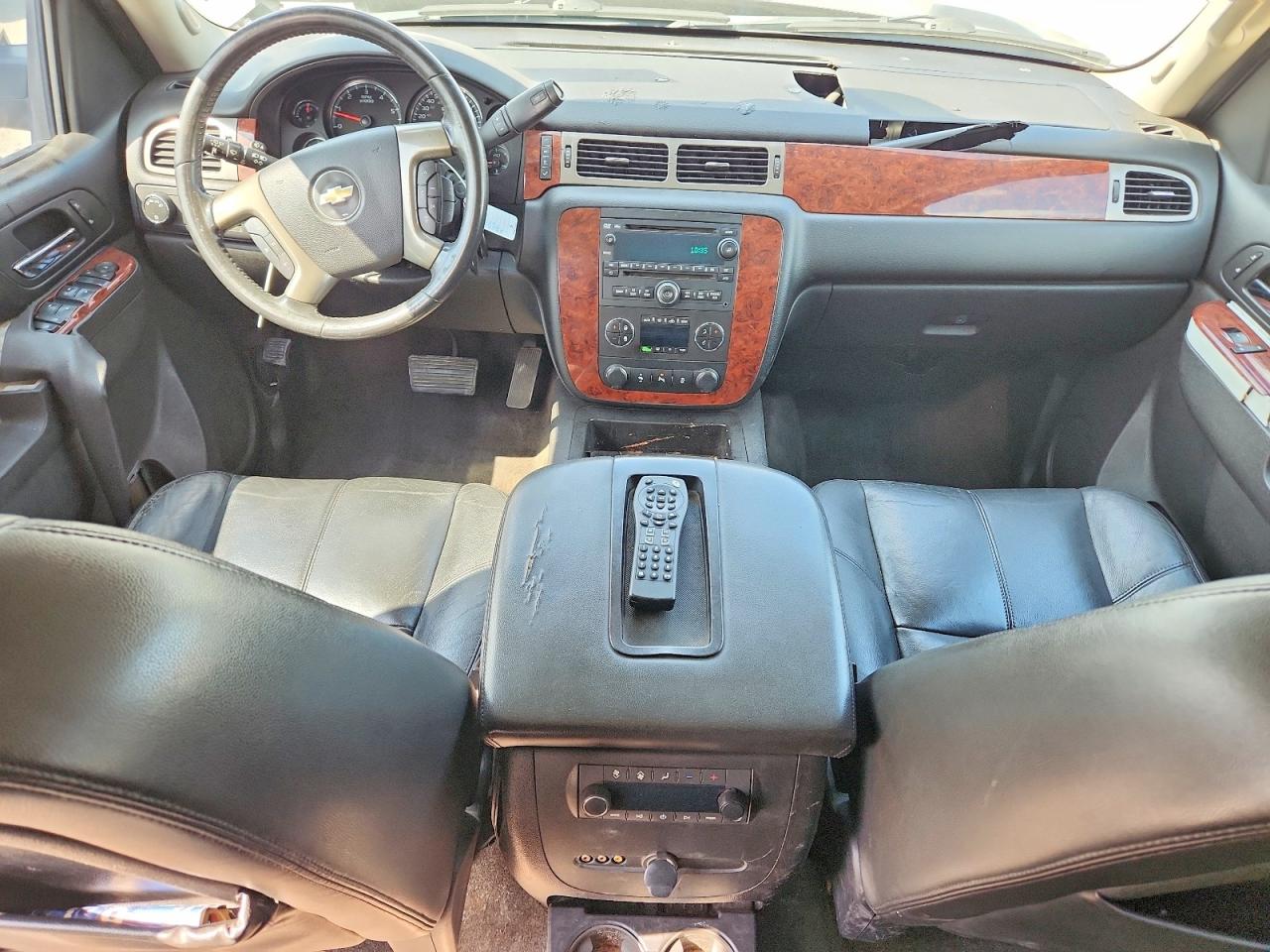 2013 Chevrolet Tahoe C1500 Lt Tan vin: 1GNSCBE0XDR350894