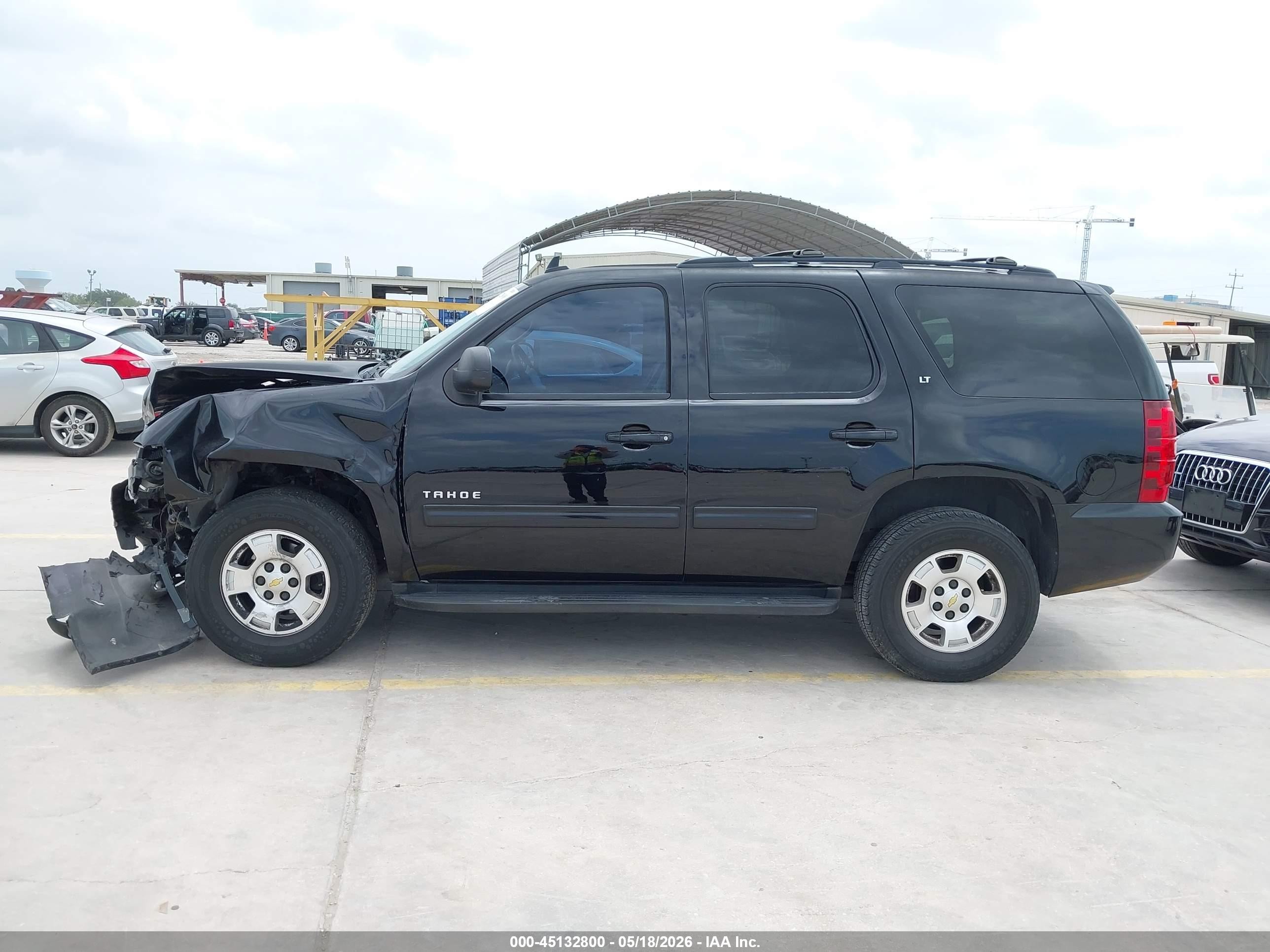 2014 Chevrolet Tahoe Lt Black vin: 1GNSCBE0XER186032