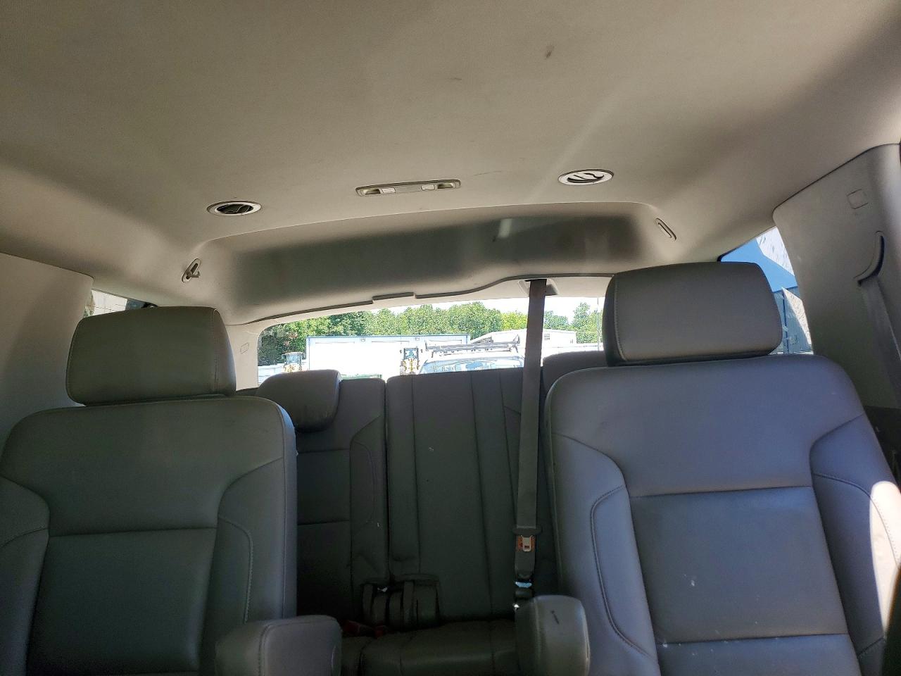 2015 Chevrolet Tahoe C1500 Lt White vin: 1GNSCBKC0FR554265