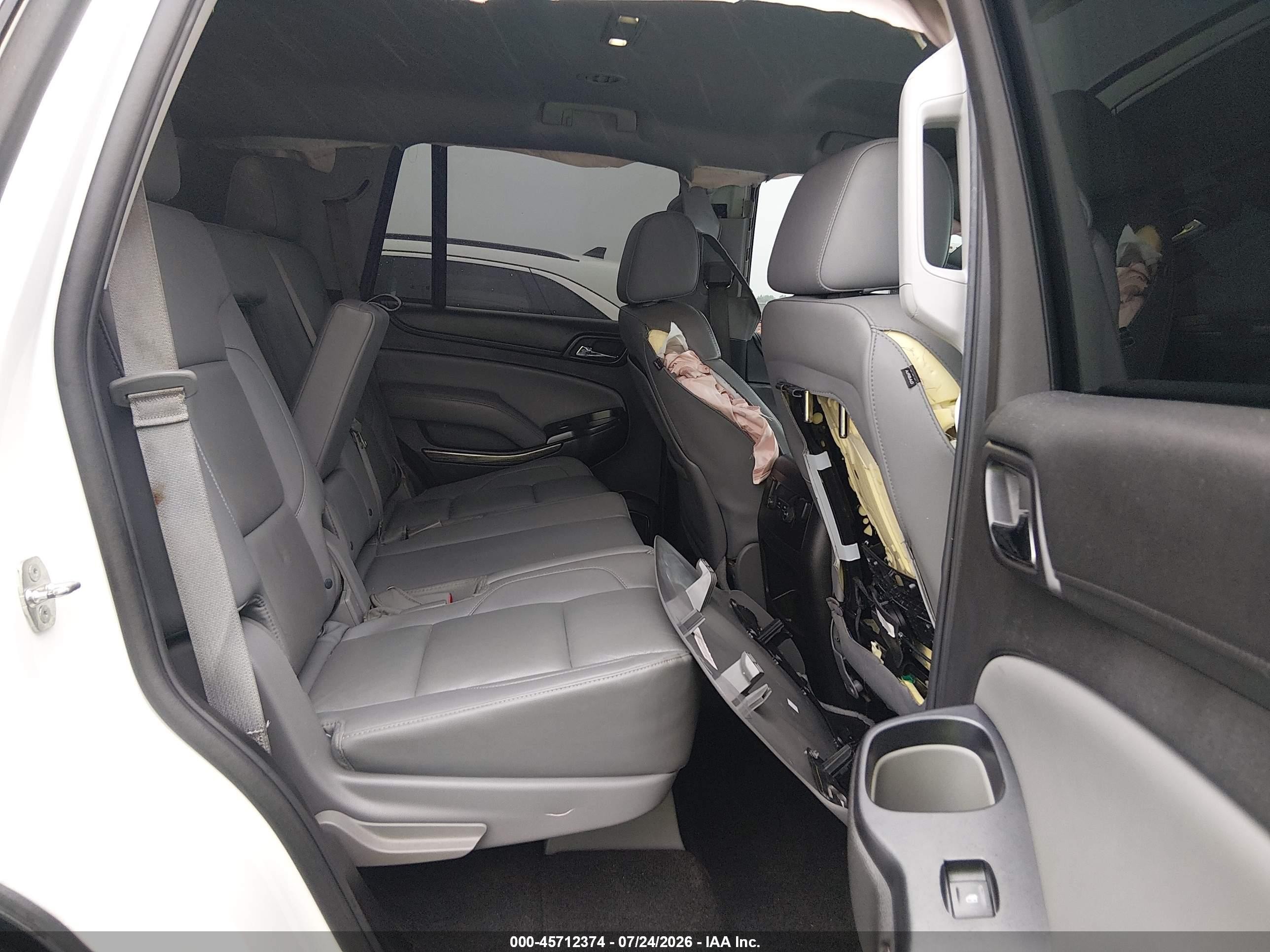 2015 Chevrolet Tahoe Lt White vin: 1GNSCBKC0FR641034