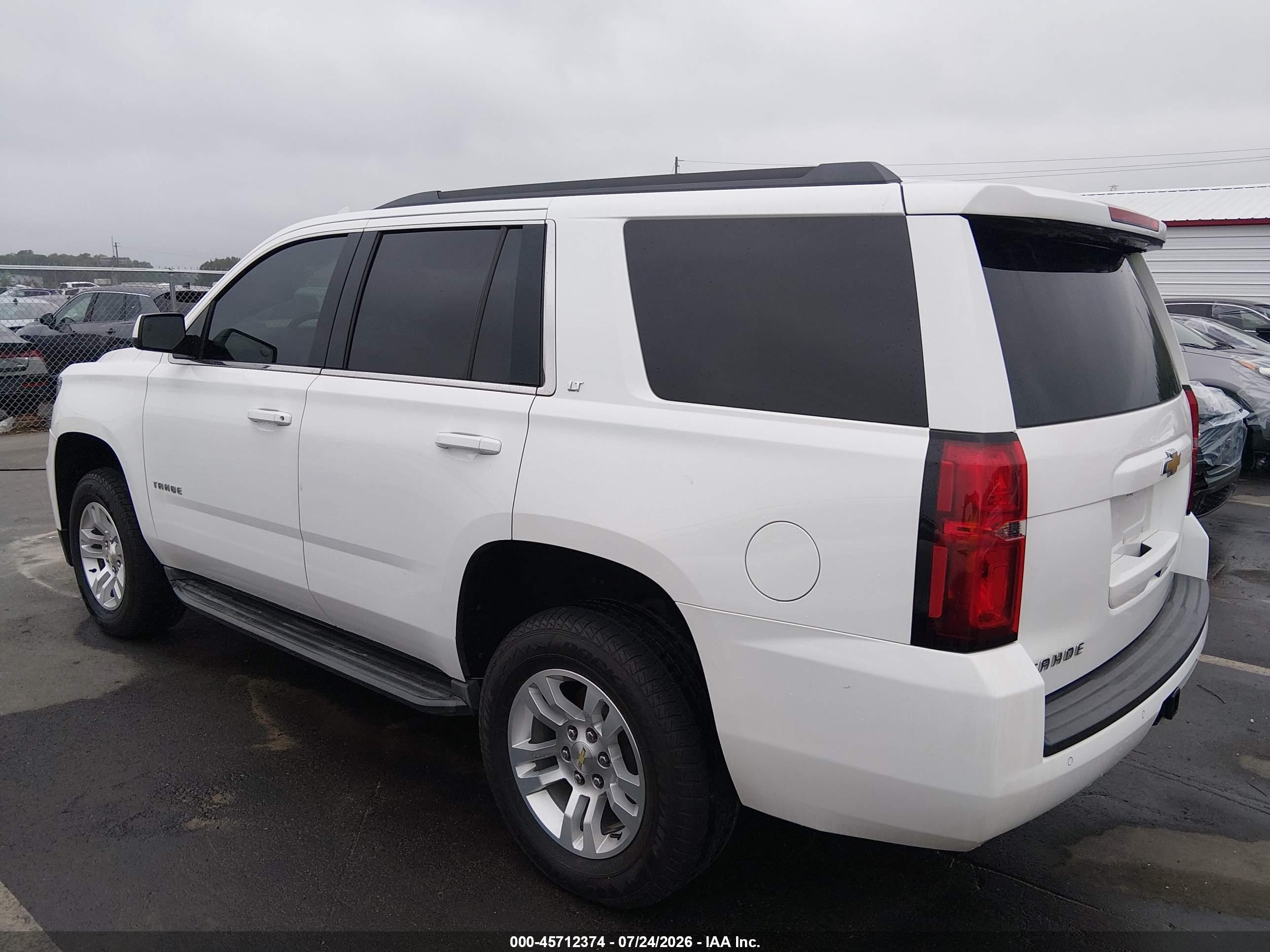 2015 Chevrolet Tahoe Lt White vin: 1GNSCBKC0FR641034