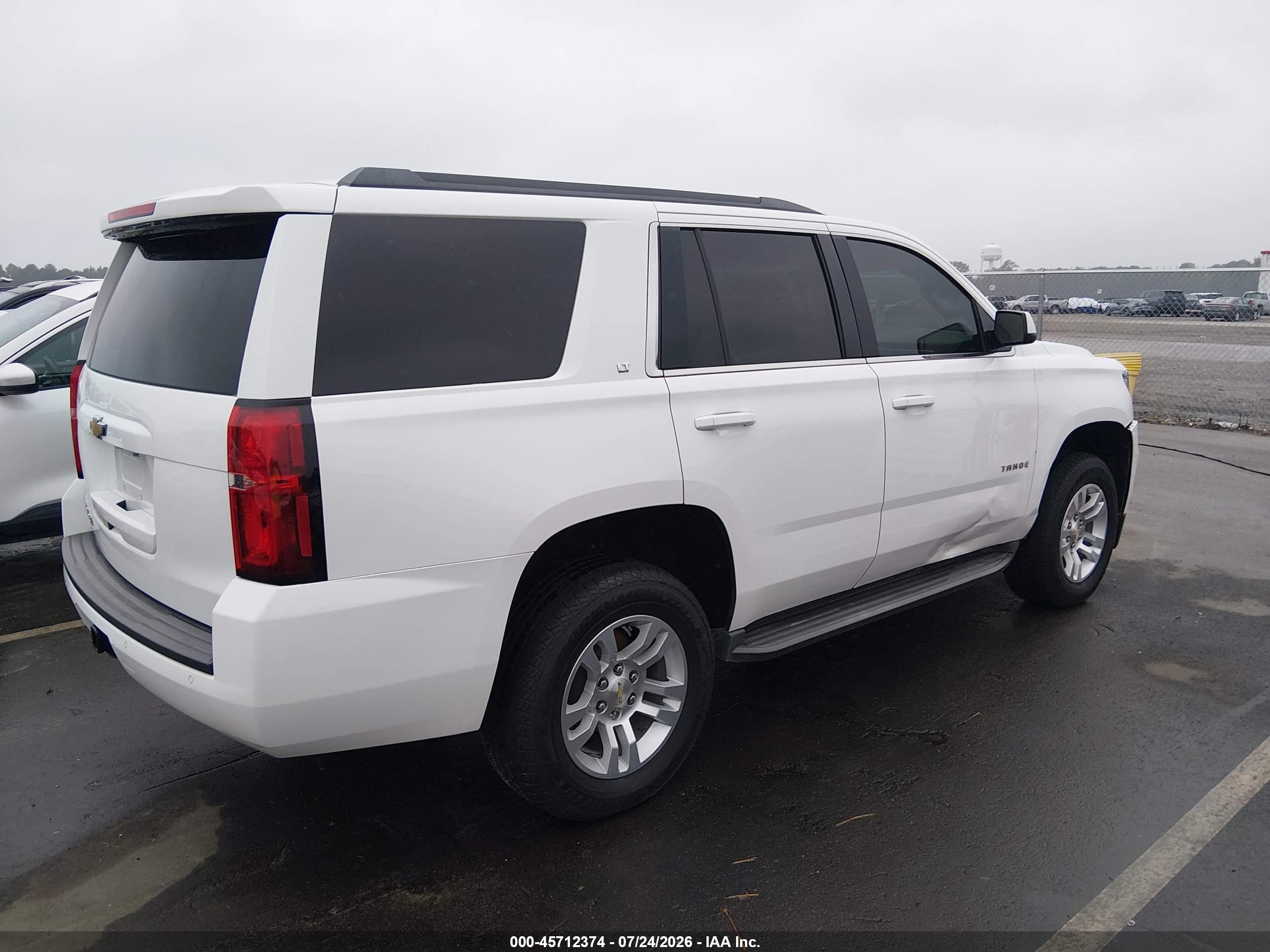2015 Chevrolet Tahoe Lt White vin: 1GNSCBKC0FR641034
