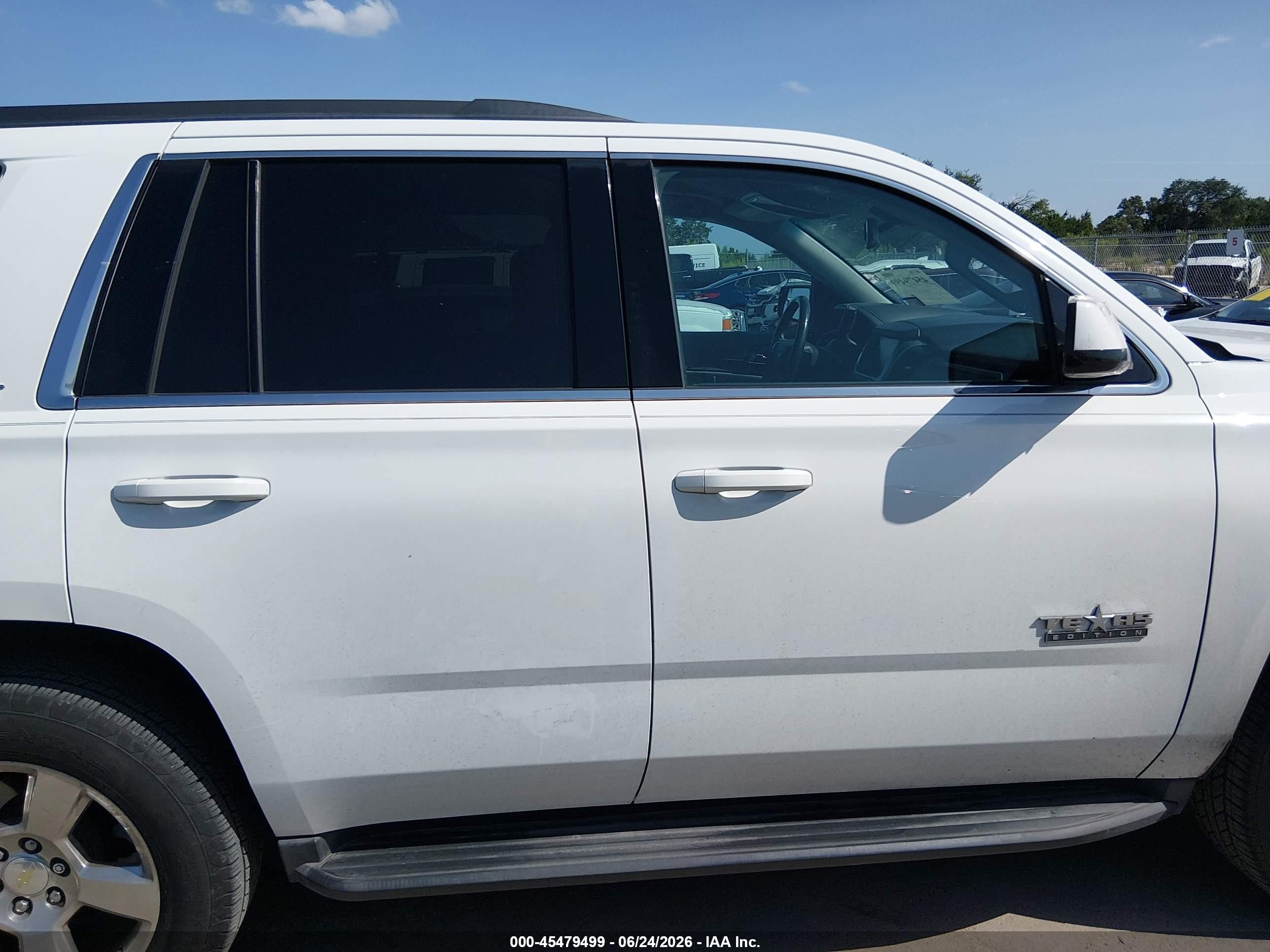 2015 Chevrolet Tahoe Lt Белый vin: 1GNSCBKC0FR694879