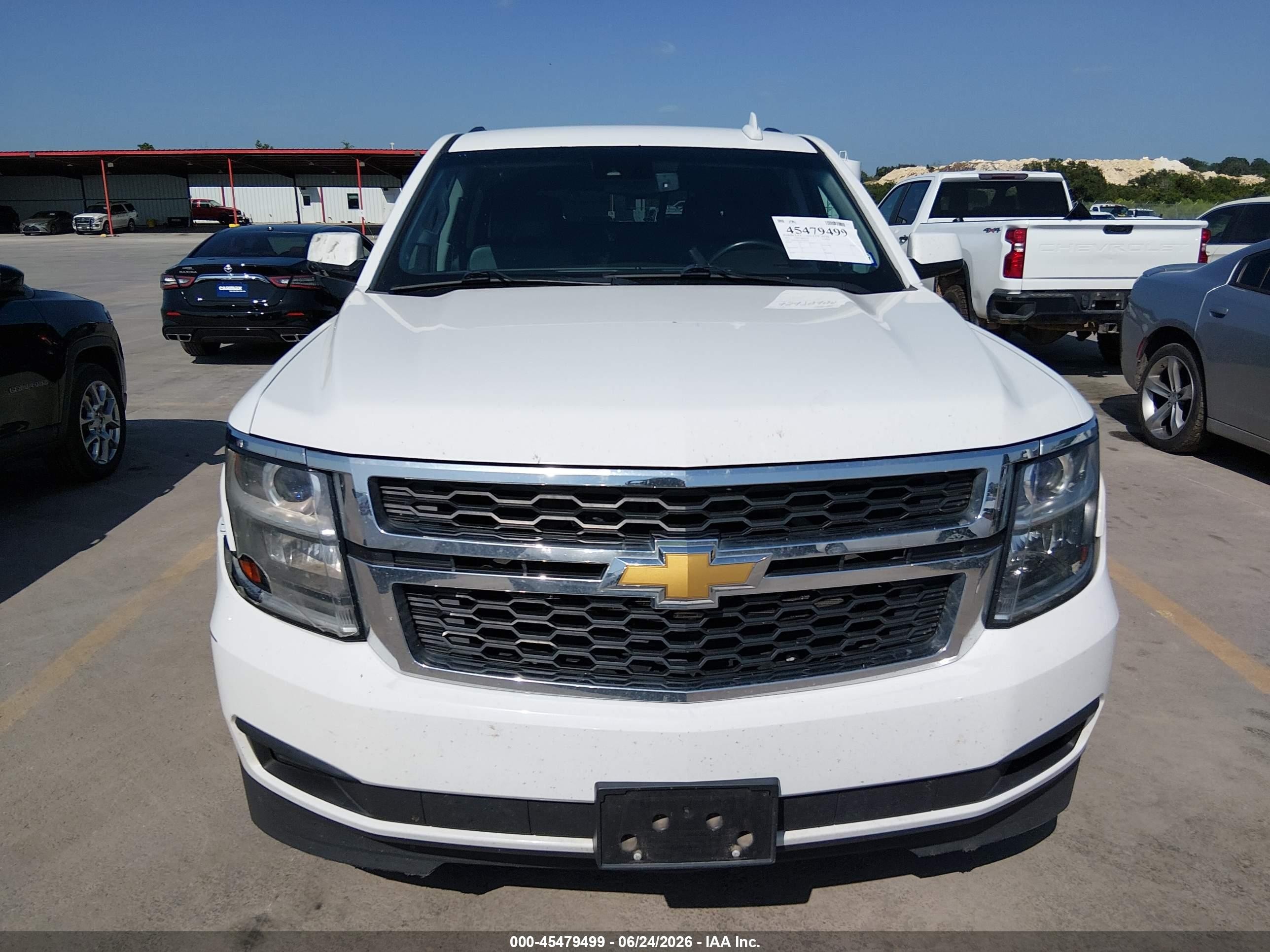 2015 Chevrolet Tahoe Lt Белый vin: 1GNSCBKC0FR694879