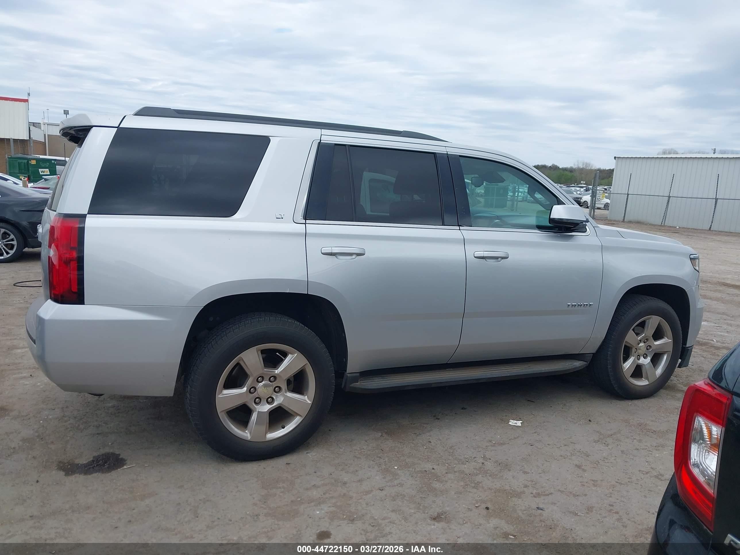 2015 Chevrolet Tahoe Lt Silver vin: 1GNSCBKC1FR146440
