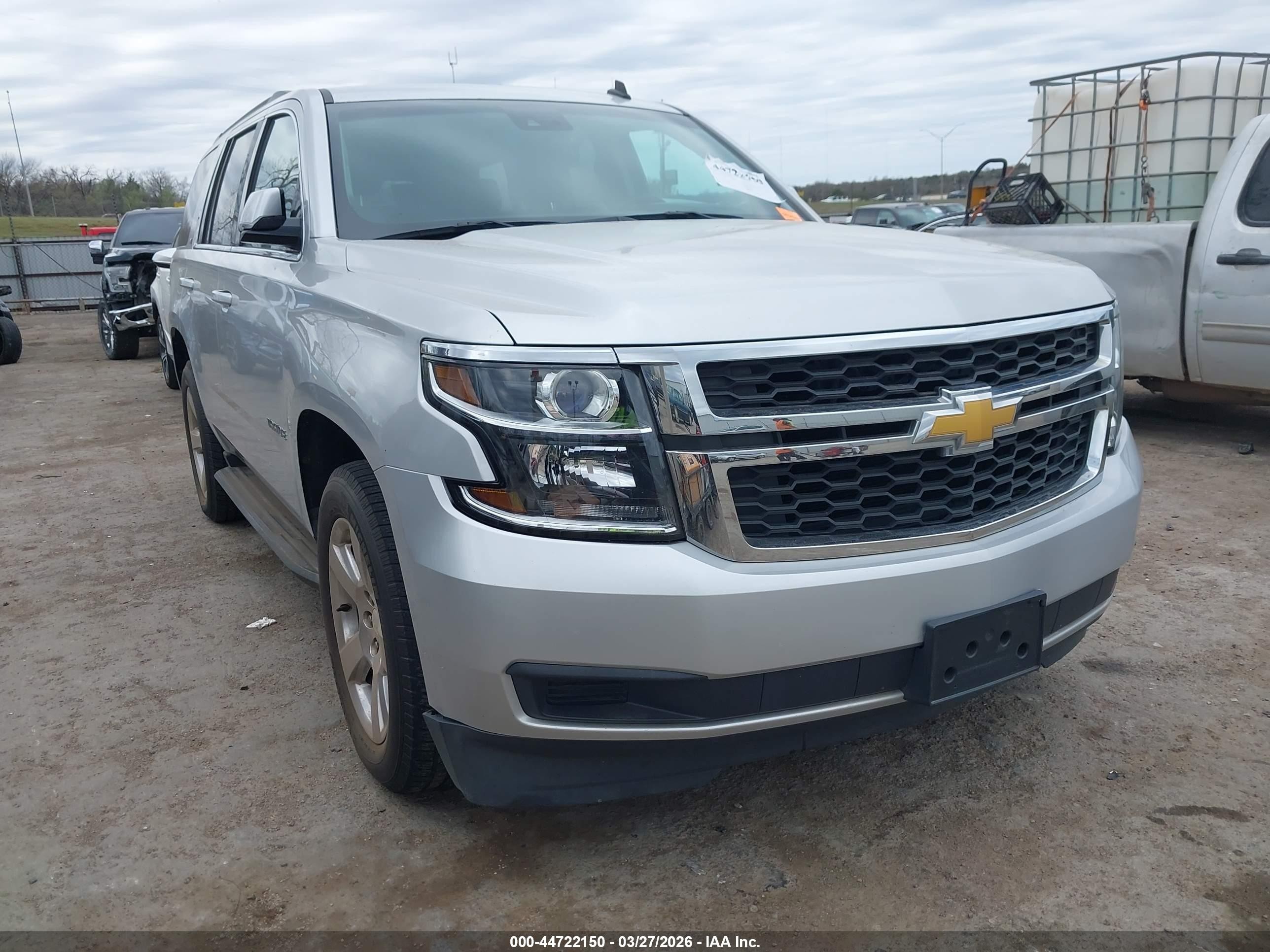 2015 Chevrolet Tahoe Lt Серебряный vin: 1GNSCBKC1FR146440