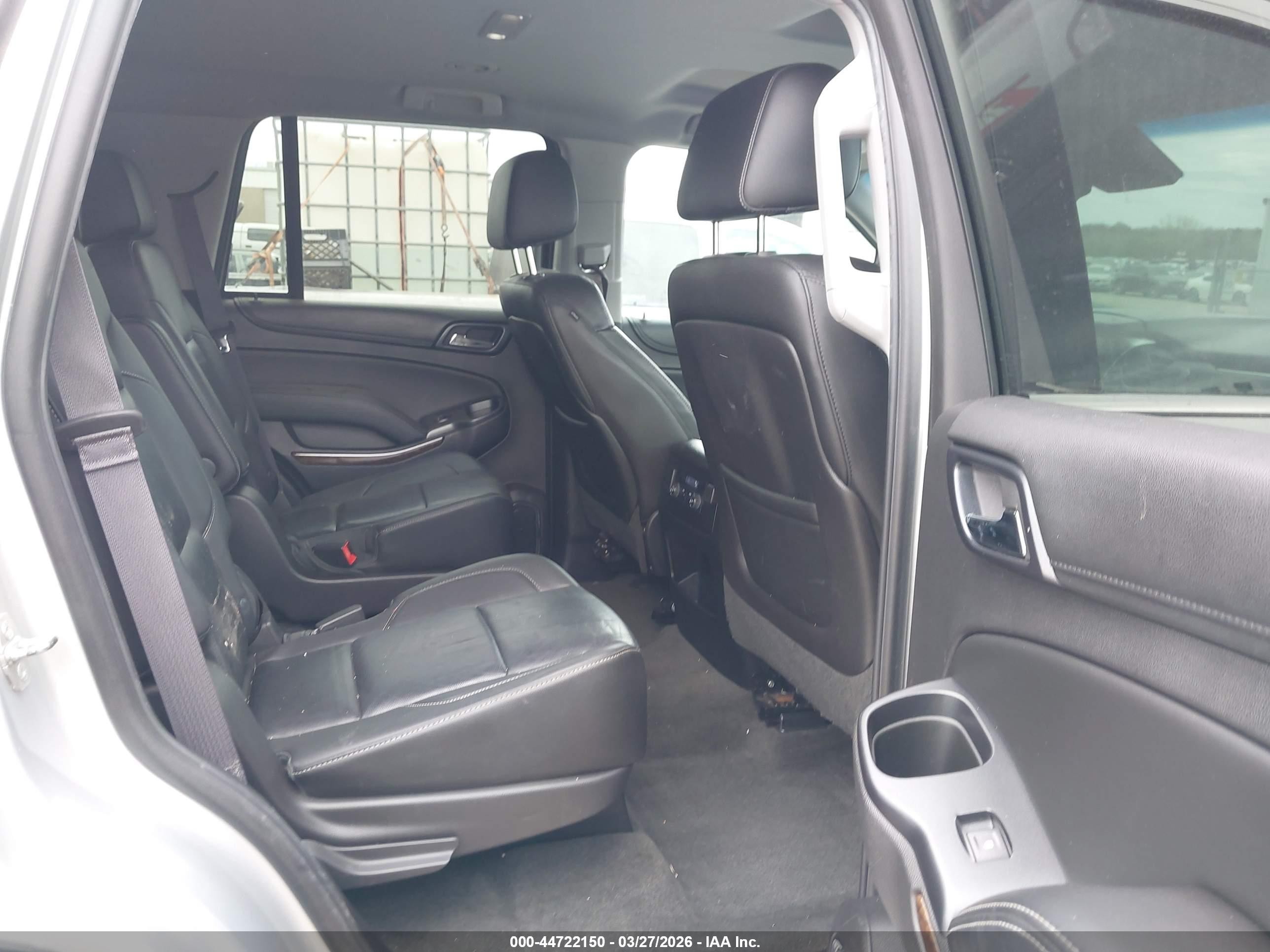 2015 Chevrolet Tahoe Lt Silver vin: 1GNSCBKC1FR146440