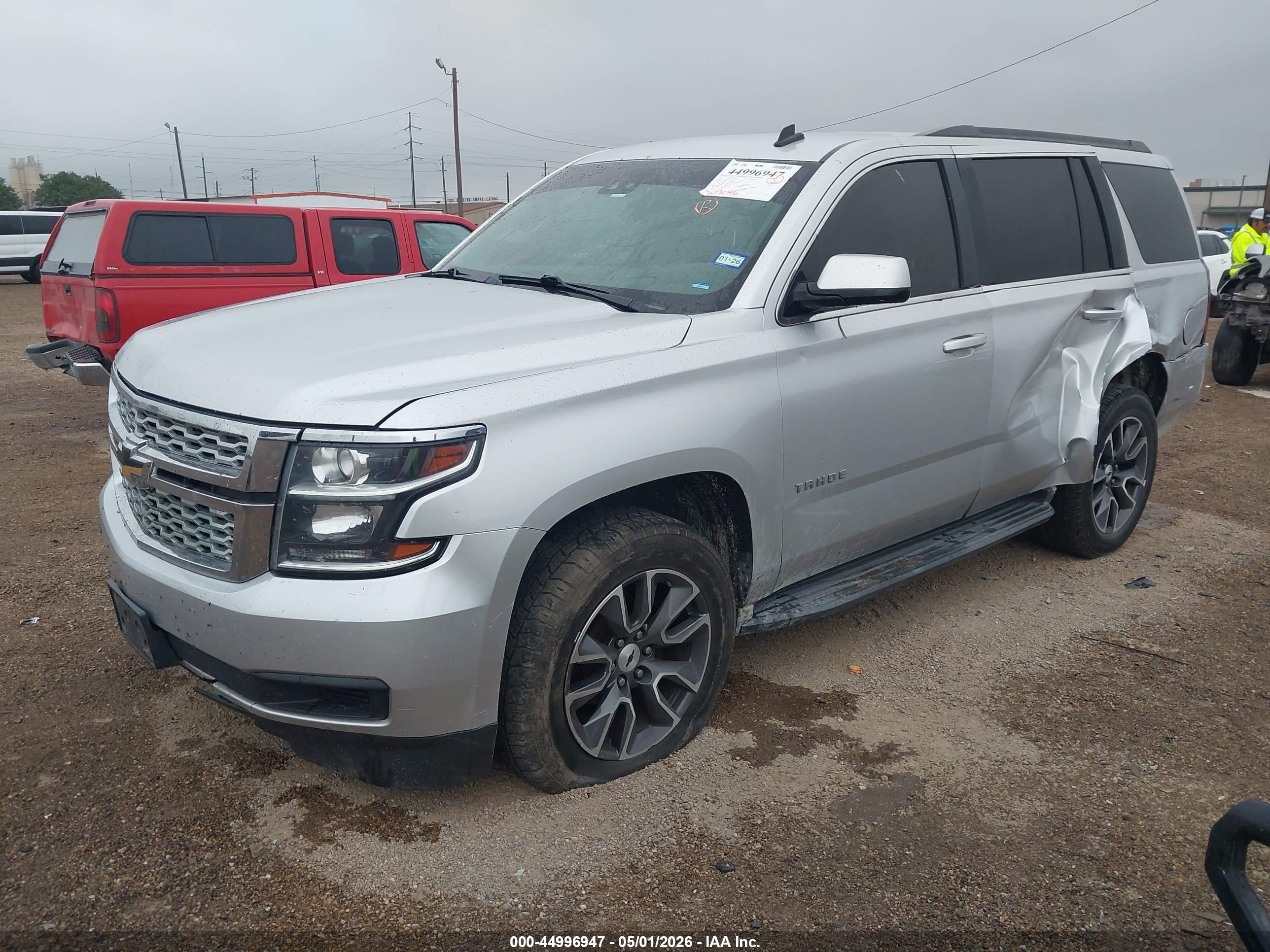 2015 Chevrolet Tahoe Lt Silver vin: 1GNSCBKC1FR213991