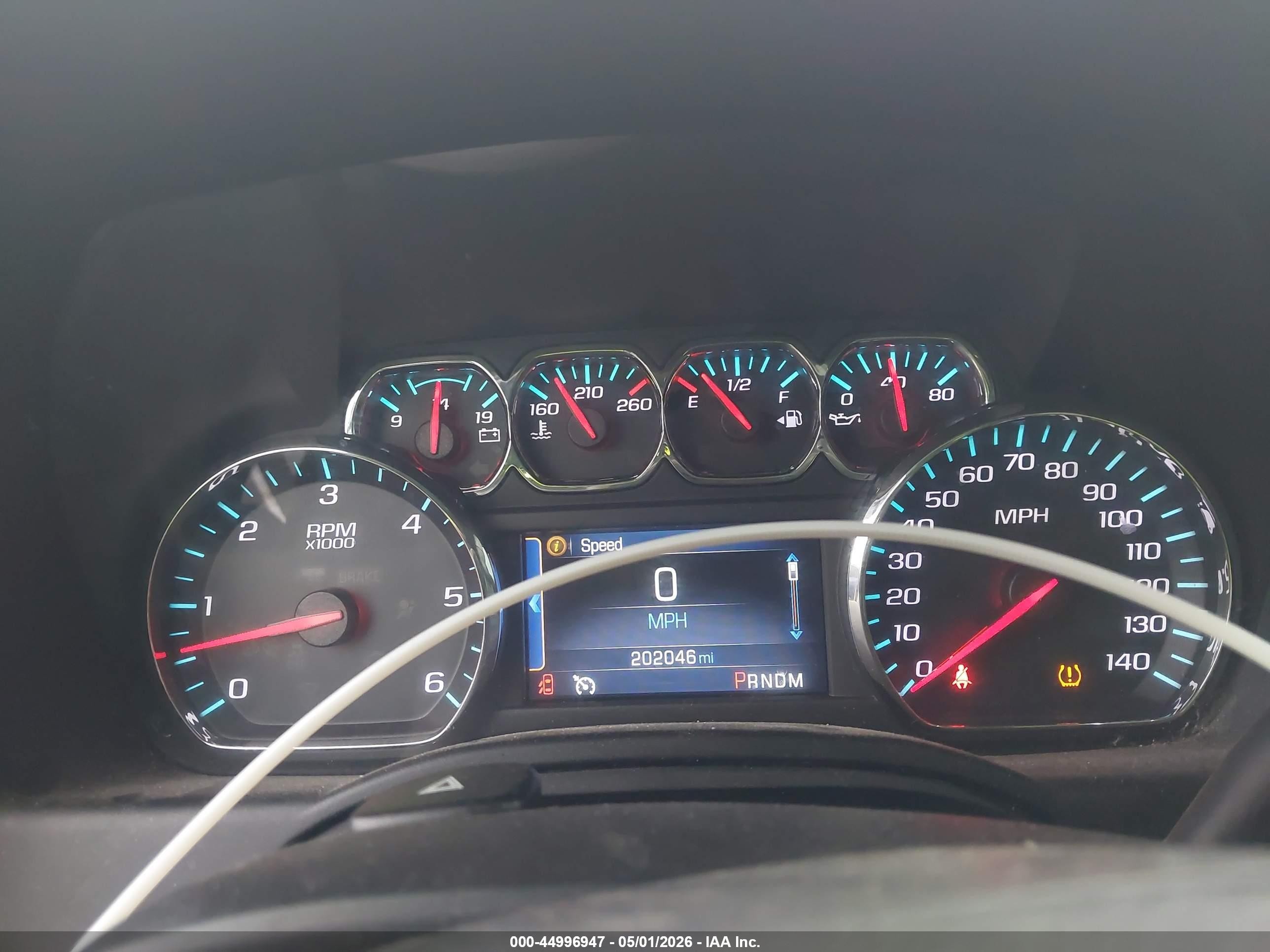2015 Chevrolet Tahoe Lt Silver vin: 1GNSCBKC1FR213991