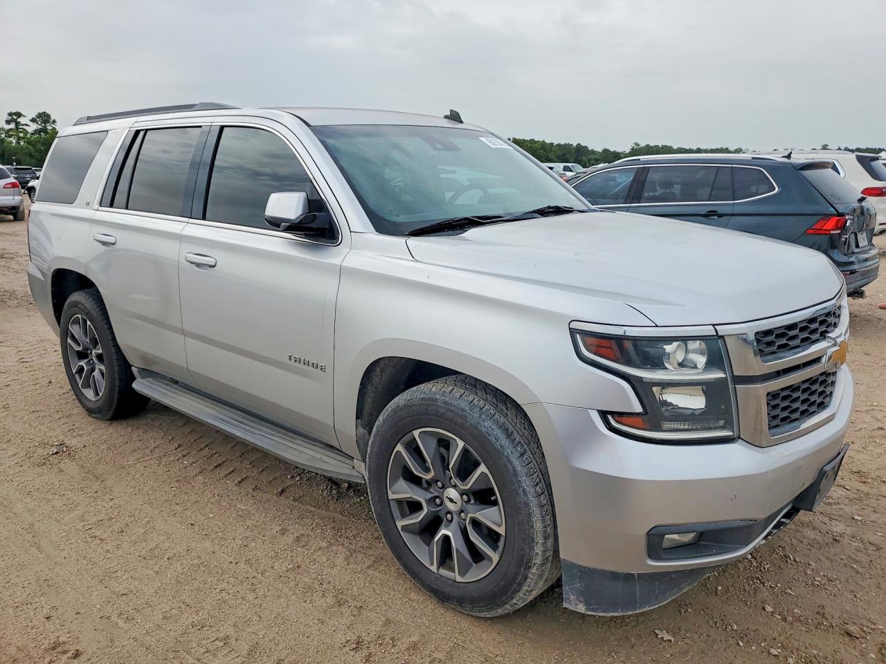 2015 Chevrolet Tahoe C1500 Lt Silver vin: 1GNSCBKC1FR236221