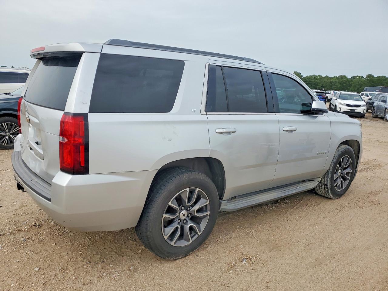 2015 Chevrolet Tahoe C1500 Lt Silver vin: 1GNSCBKC1FR236221