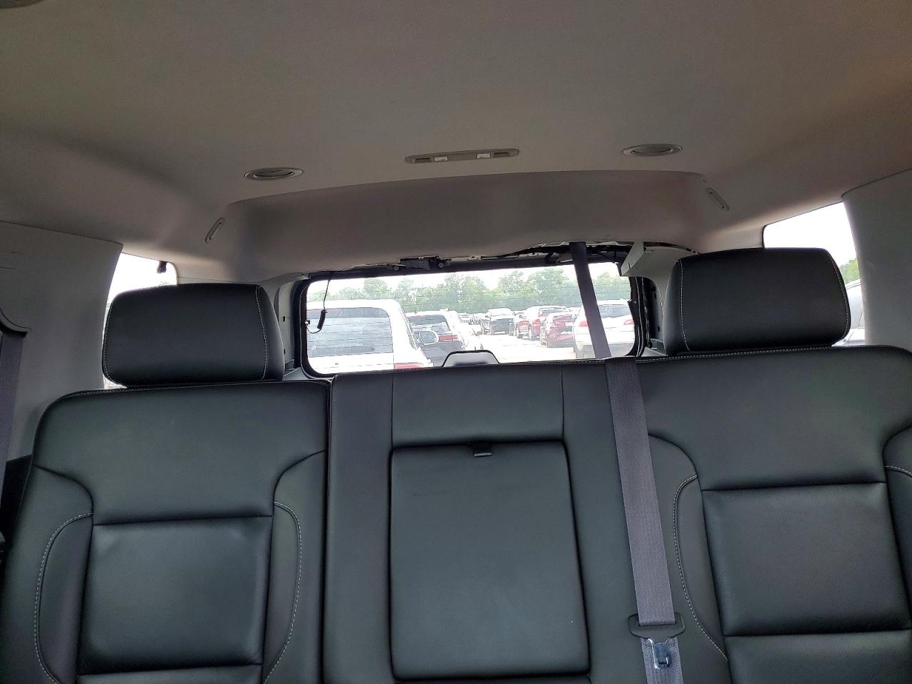 2015 Chevrolet Tahoe C1500 Lt Silver vin: 1GNSCBKC1FR236221
