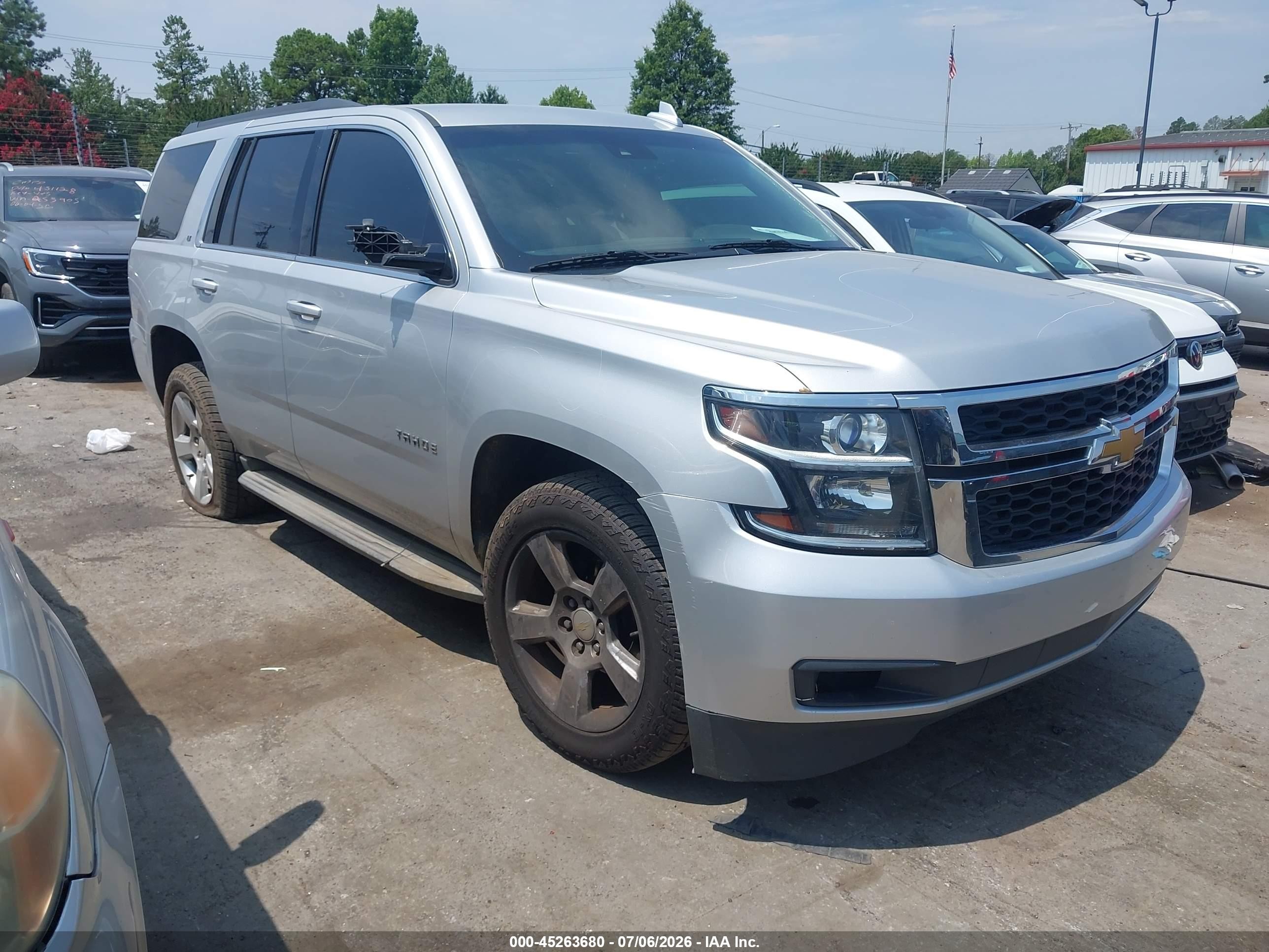 2015 Chevrolet Tahoe Lt Silver vin: 1GNSCBKC1FR535269