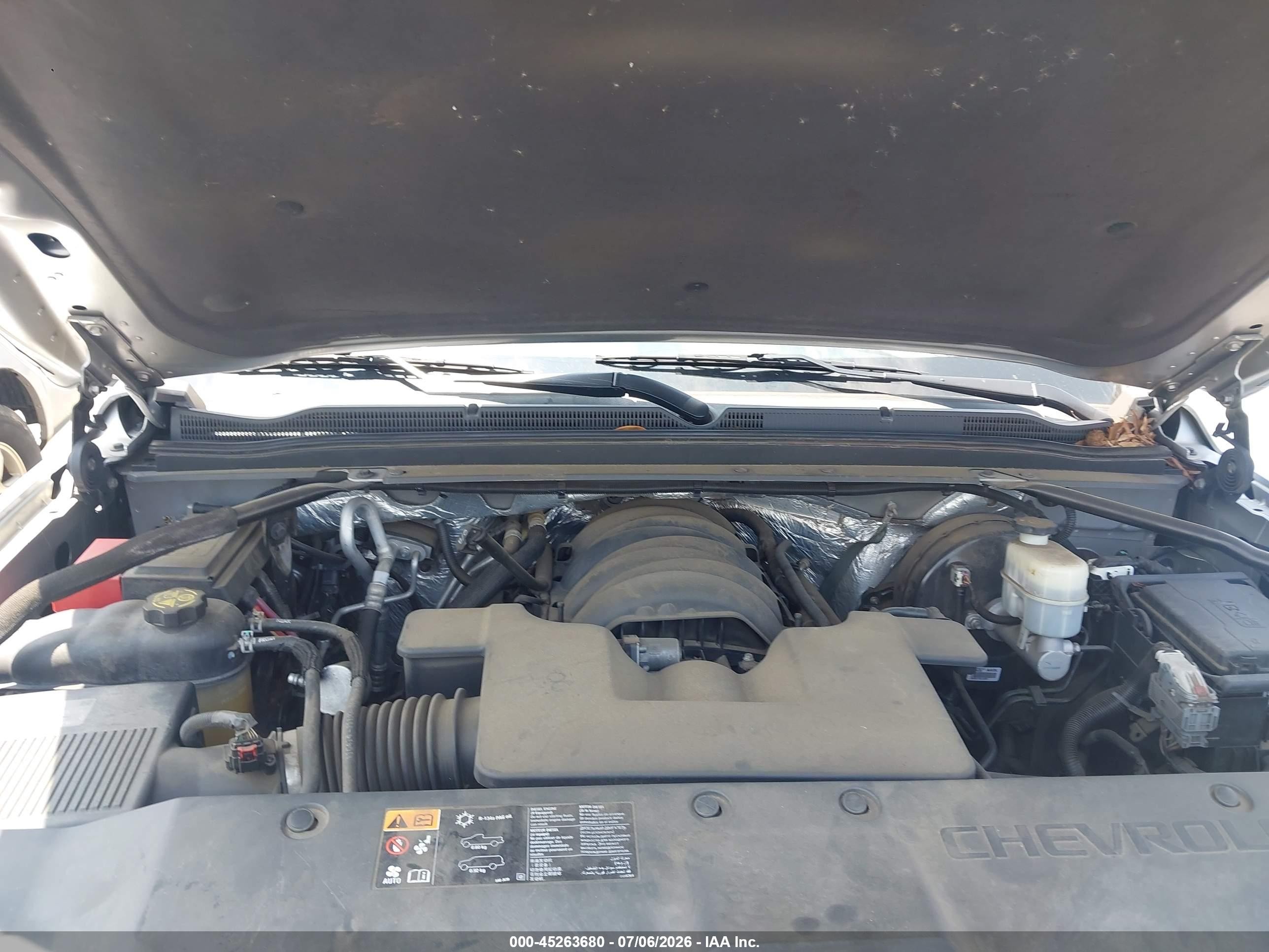 2015 Chevrolet Tahoe Lt Silver vin: 1GNSCBKC1FR535269