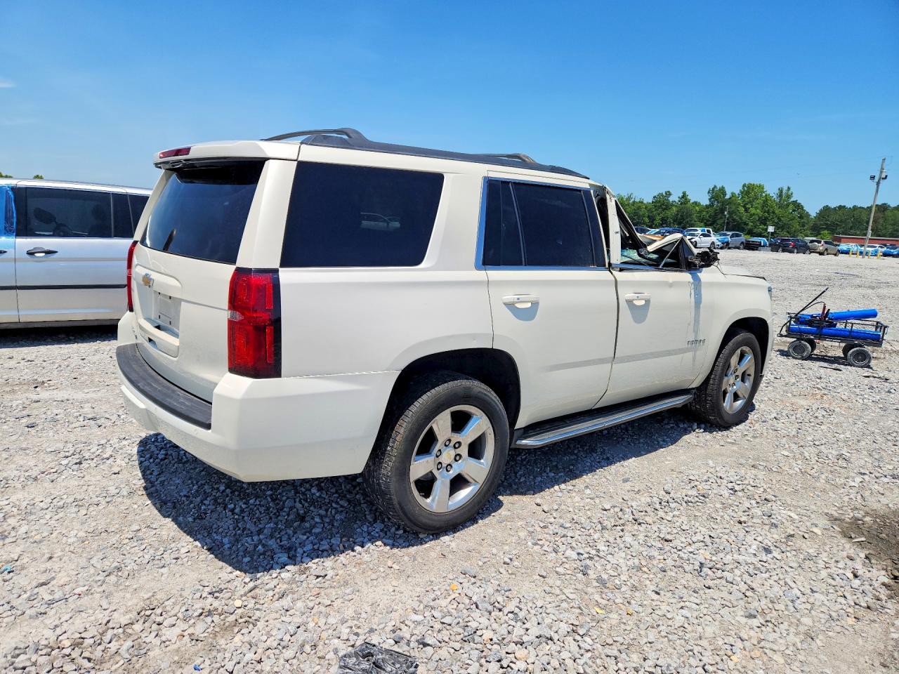 2015 Chevrolet Tahoe C1500 Lt Cream vin: 1GNSCBKC1FR706781