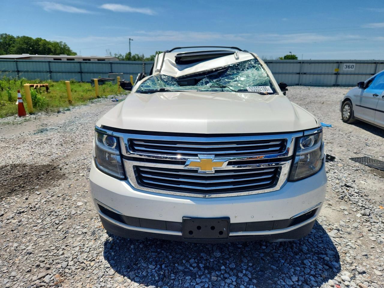 2015 Chevrolet Tahoe C1500 Lt Cream vin: 1GNSCBKC1FR706781