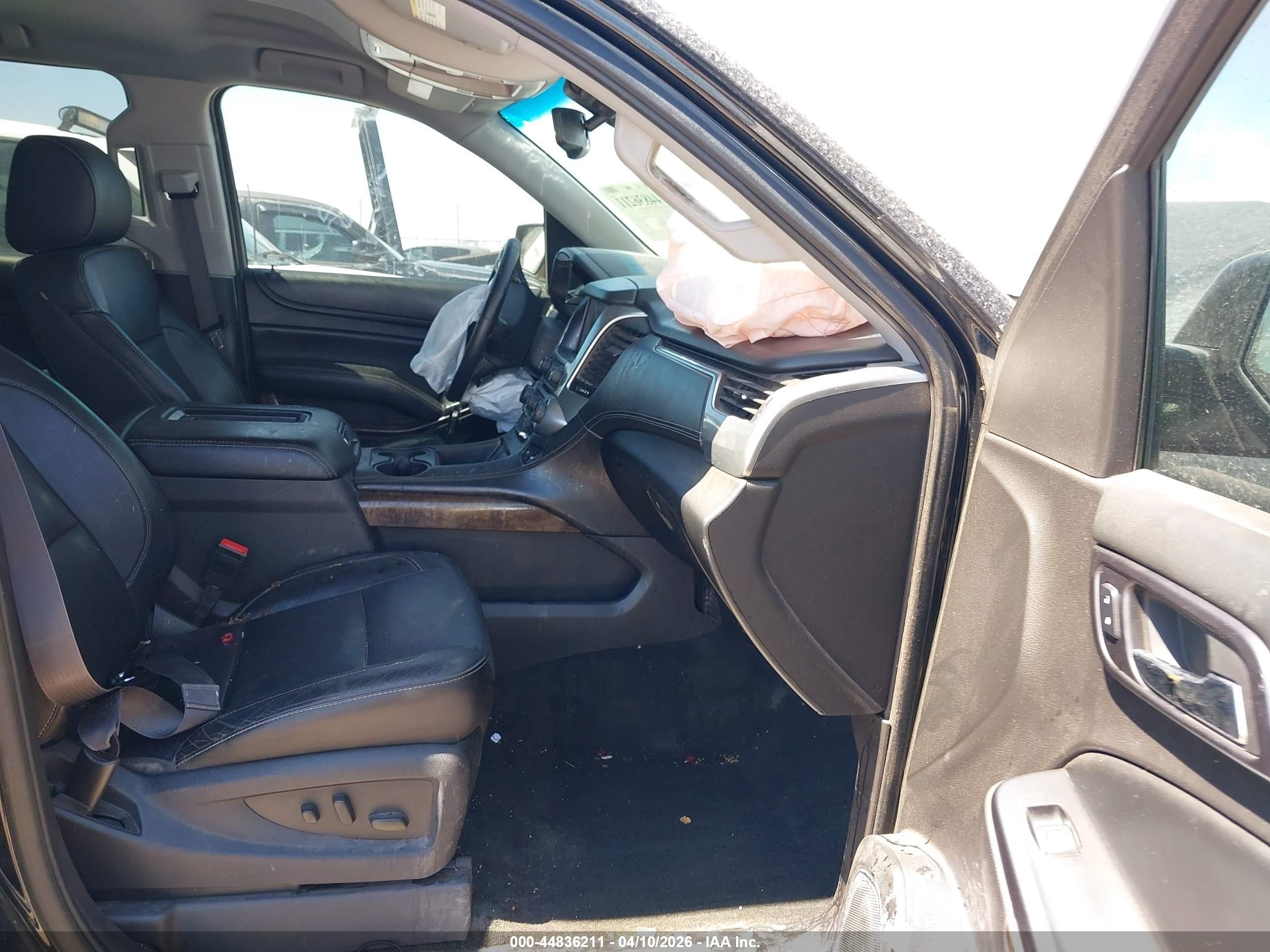 2015 Chevrolet Tahoe Lt Black vin: 1GNSCBKC1FR742521