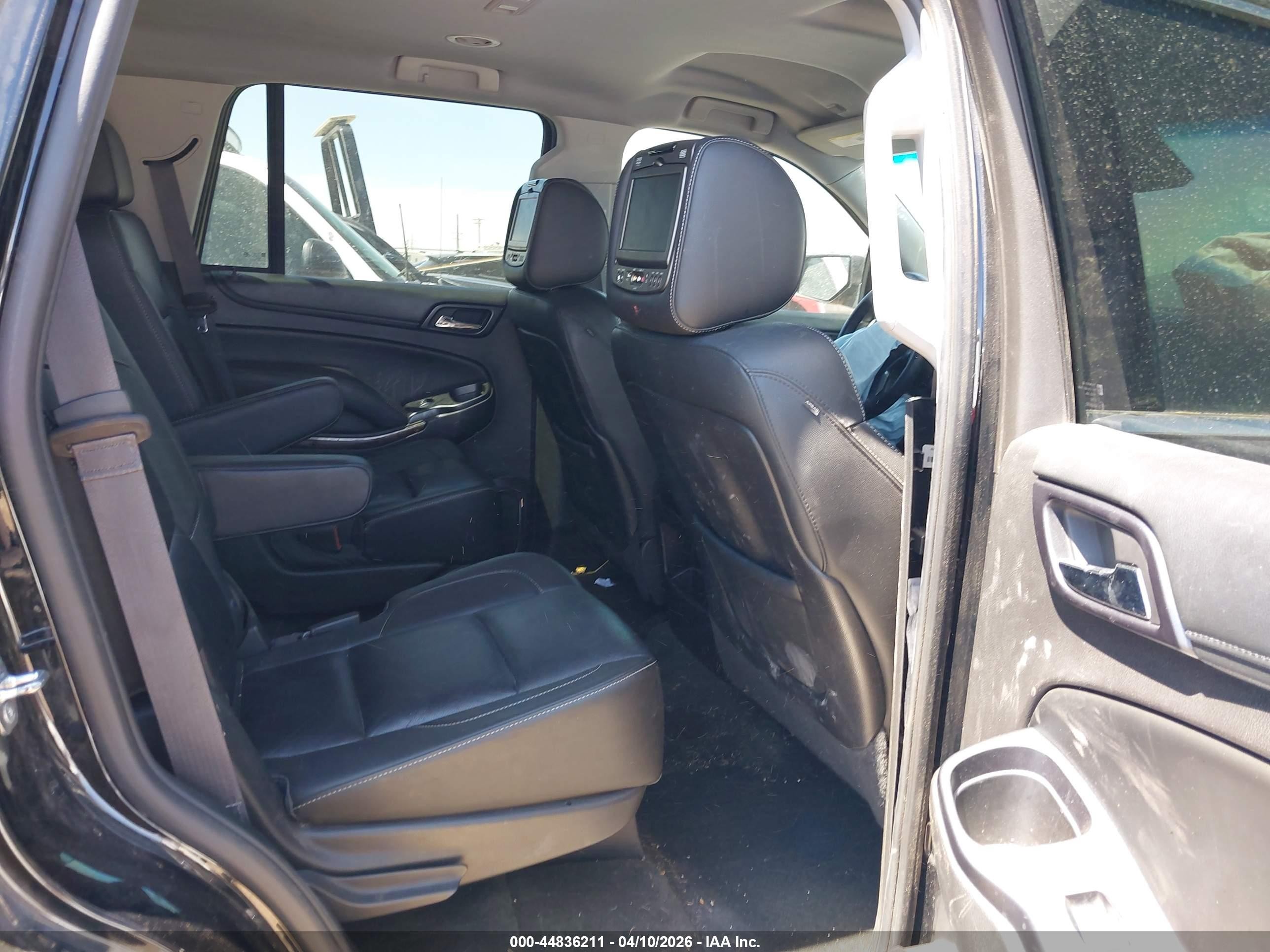 2015 Chevrolet Tahoe Lt Black vin: 1GNSCBKC1FR742521