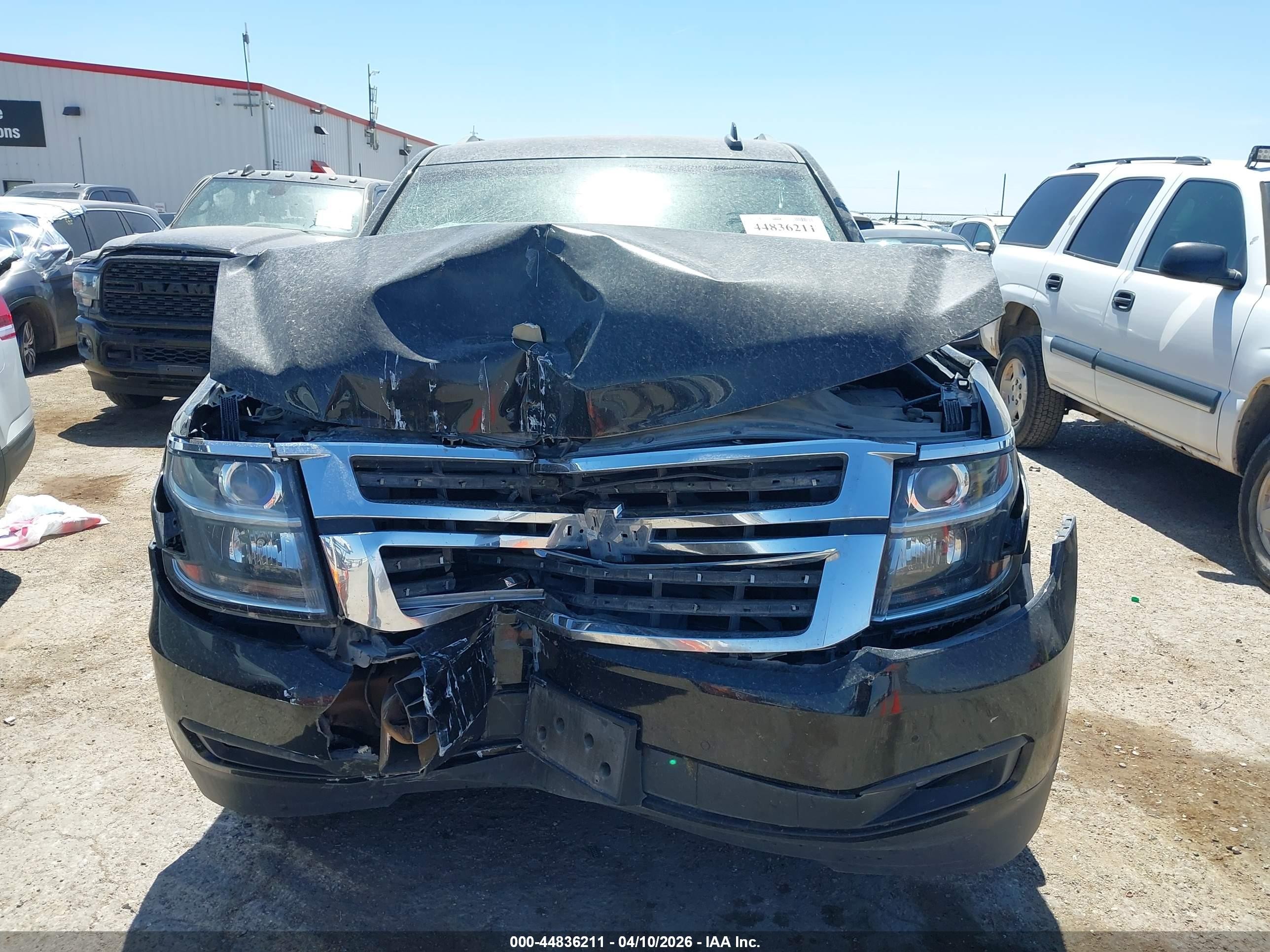 2015 Chevrolet Tahoe Lt Black vin: 1GNSCBKC1FR742521