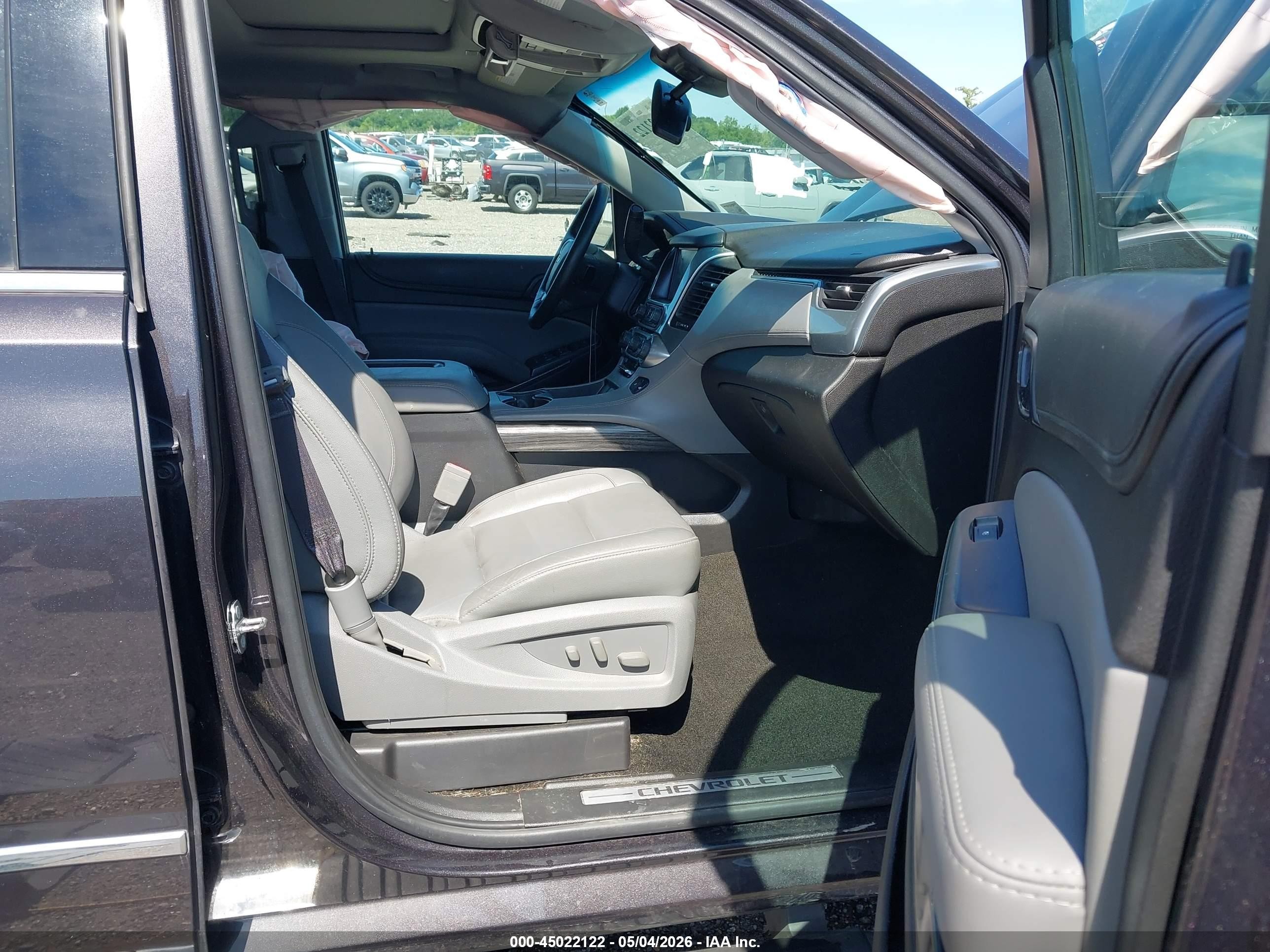 2017 Chevrolet Tahoe Lt Black vin: 1GNSCBKC2HR368407