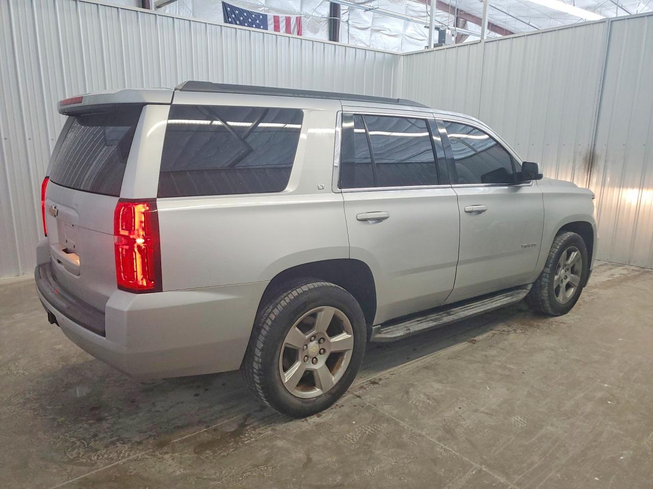 2015 Chevrolet Tahoe C1500 Lt Silver vin: 1GNSCBKC3FR168228