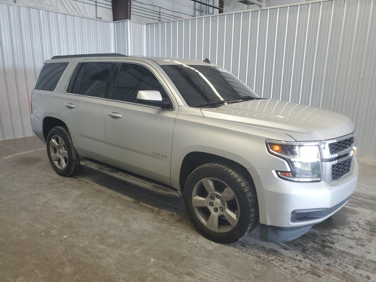 2015 Chevrolet Tahoe C1500 Lt Silver vin: 1GNSCBKC3FR168228 Damage: Right Front Fender, Dent(S) W/ Paint Dmg, 1 To 2 Inches