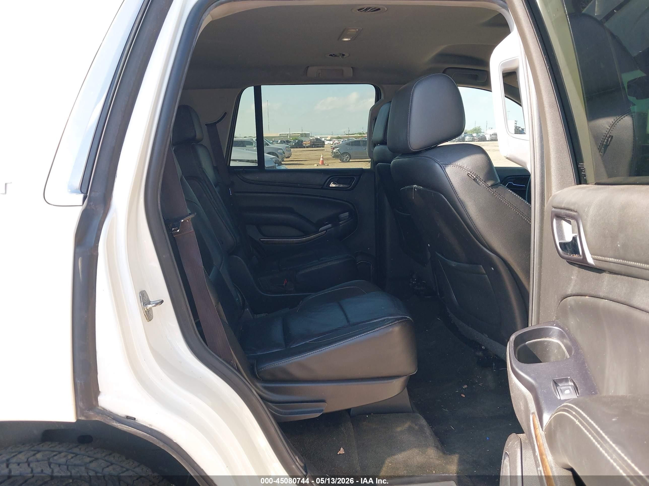 2015 Chevrolet Tahoe Lt White vin: 1GNSCBKC3FR222059