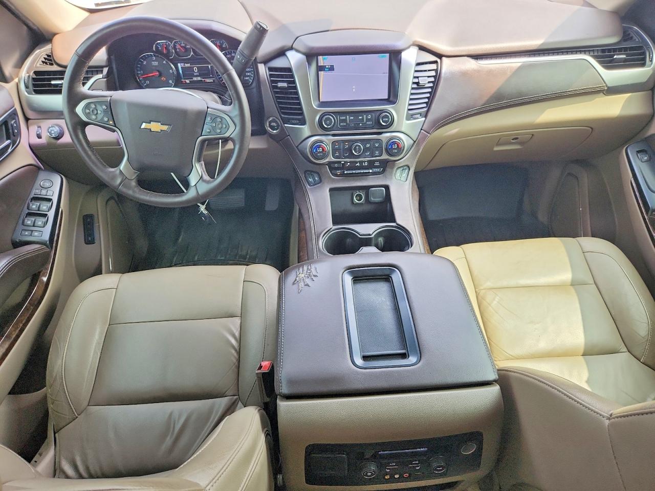 2015 Chevrolet Tahoe C1500 Lt White vin: 1GNSCBKC3FR306933