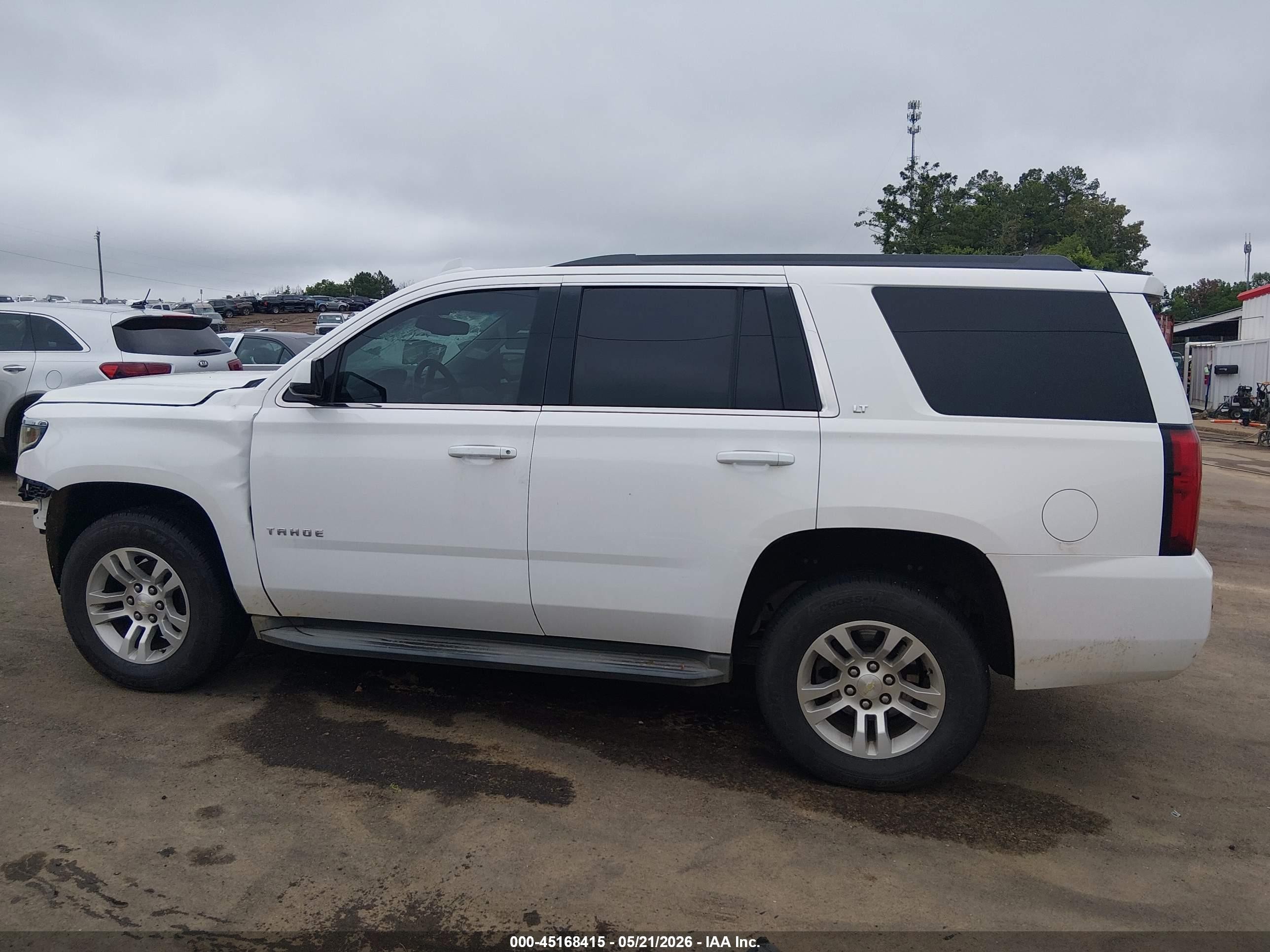 2015 Chevrolet Tahoe Lt White vin: 1GNSCBKC3FR553479